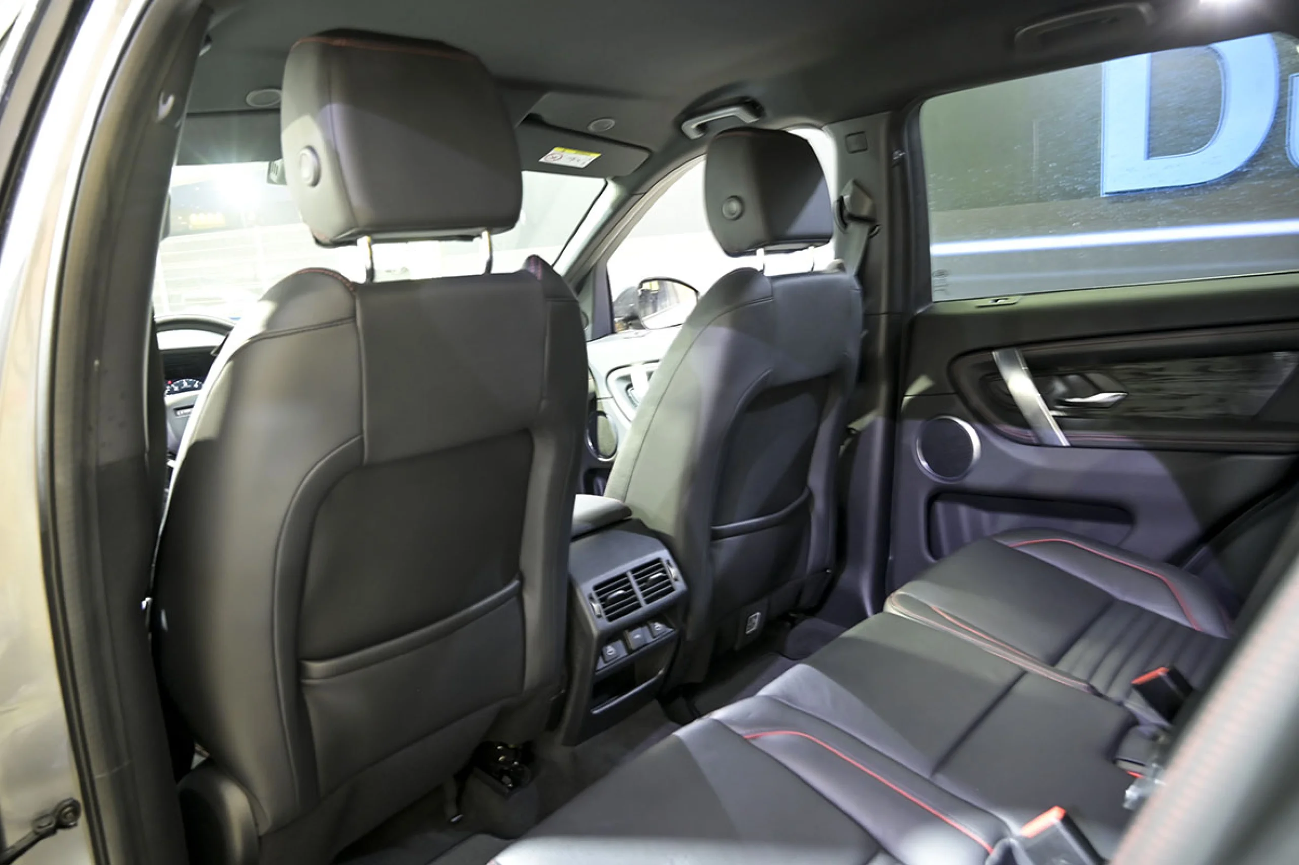 Land Rover Discovery Sport 1.5 I3 PHEV 309PS AWD Auto RDynamic SE - Foto 21