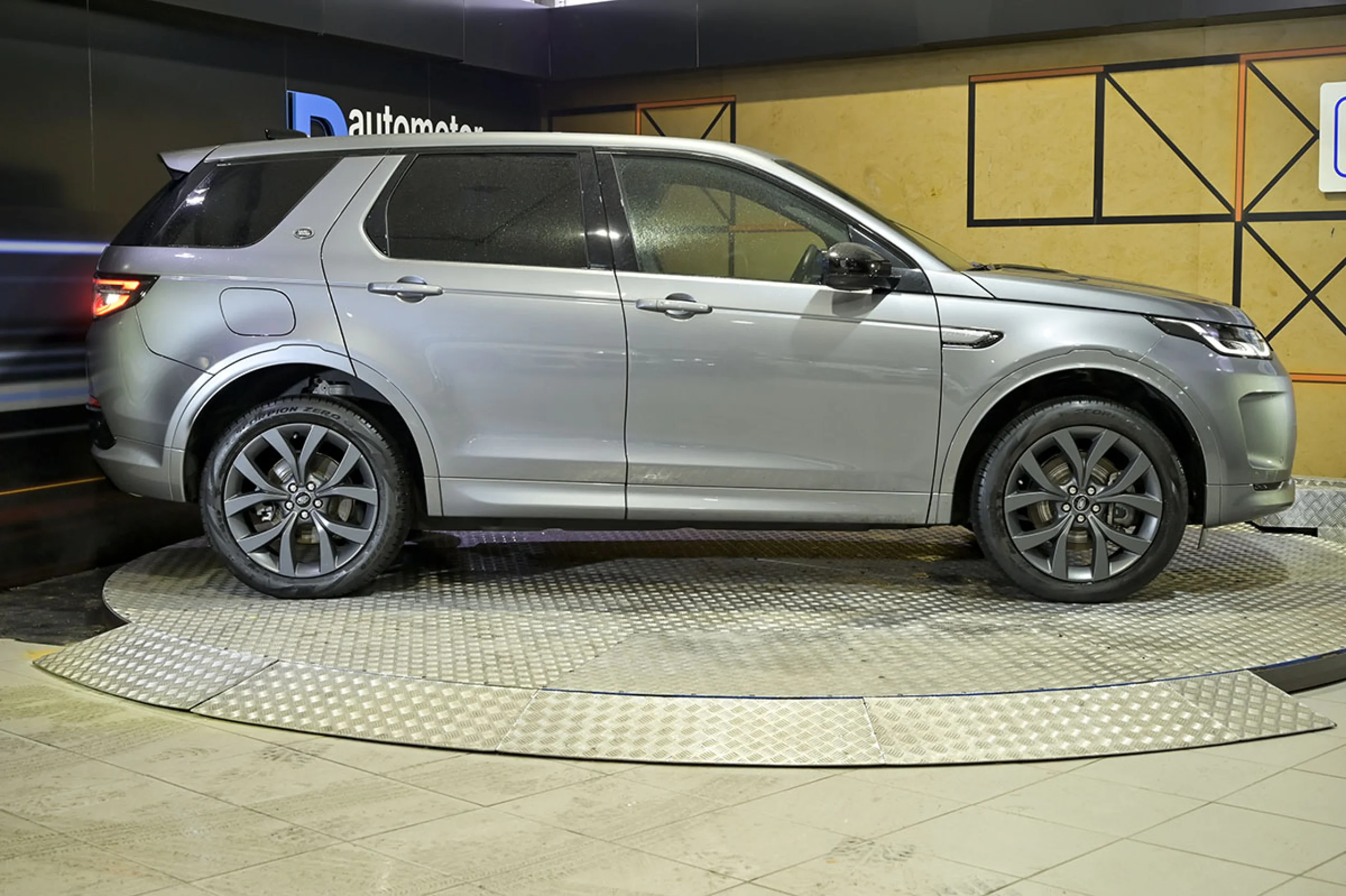 Land Rover Discovery Sport 1.5 I3 PHEV 309PS AWD Auto RDynamic SE - Foto 27