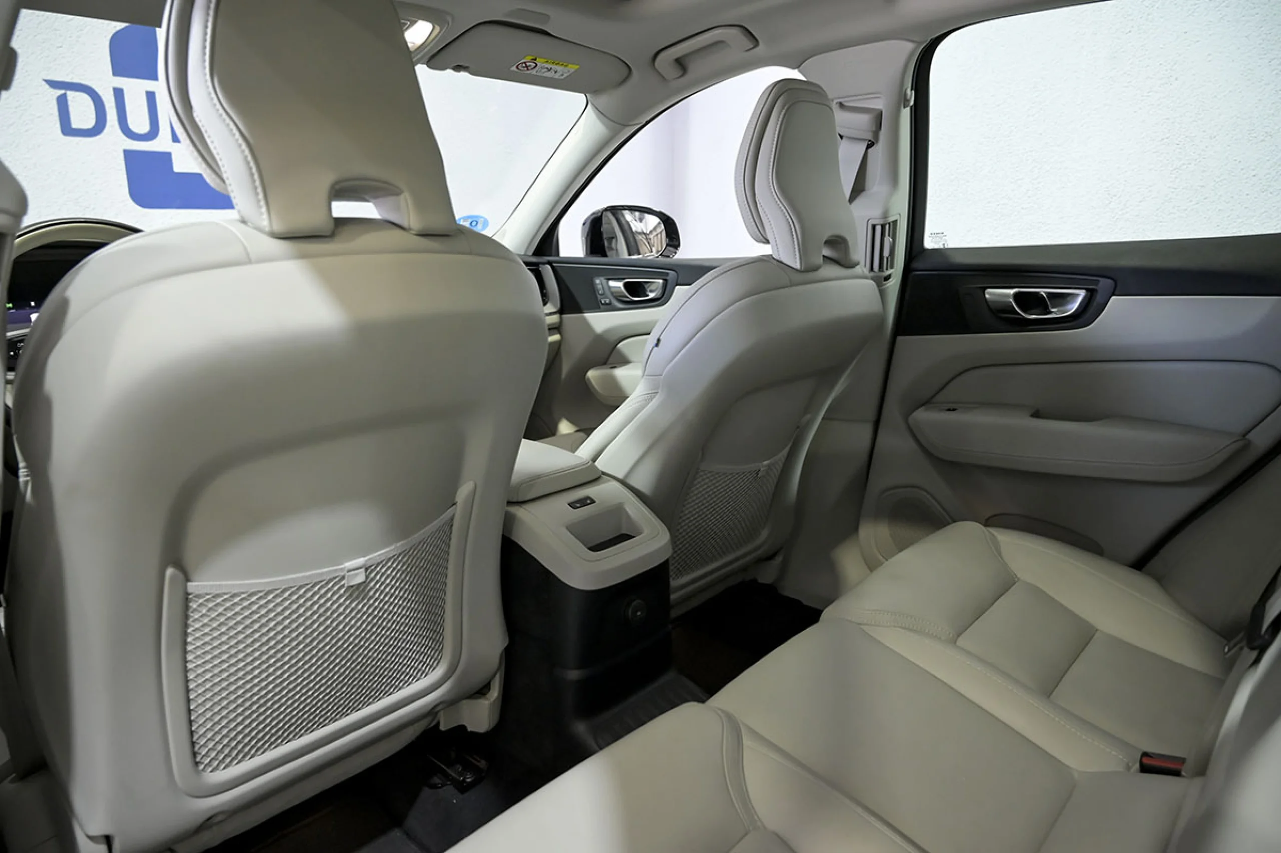 Volvo XC 60 XC60 2.0 T6 AWD Recharge Plus Dark Auto - Foto 16