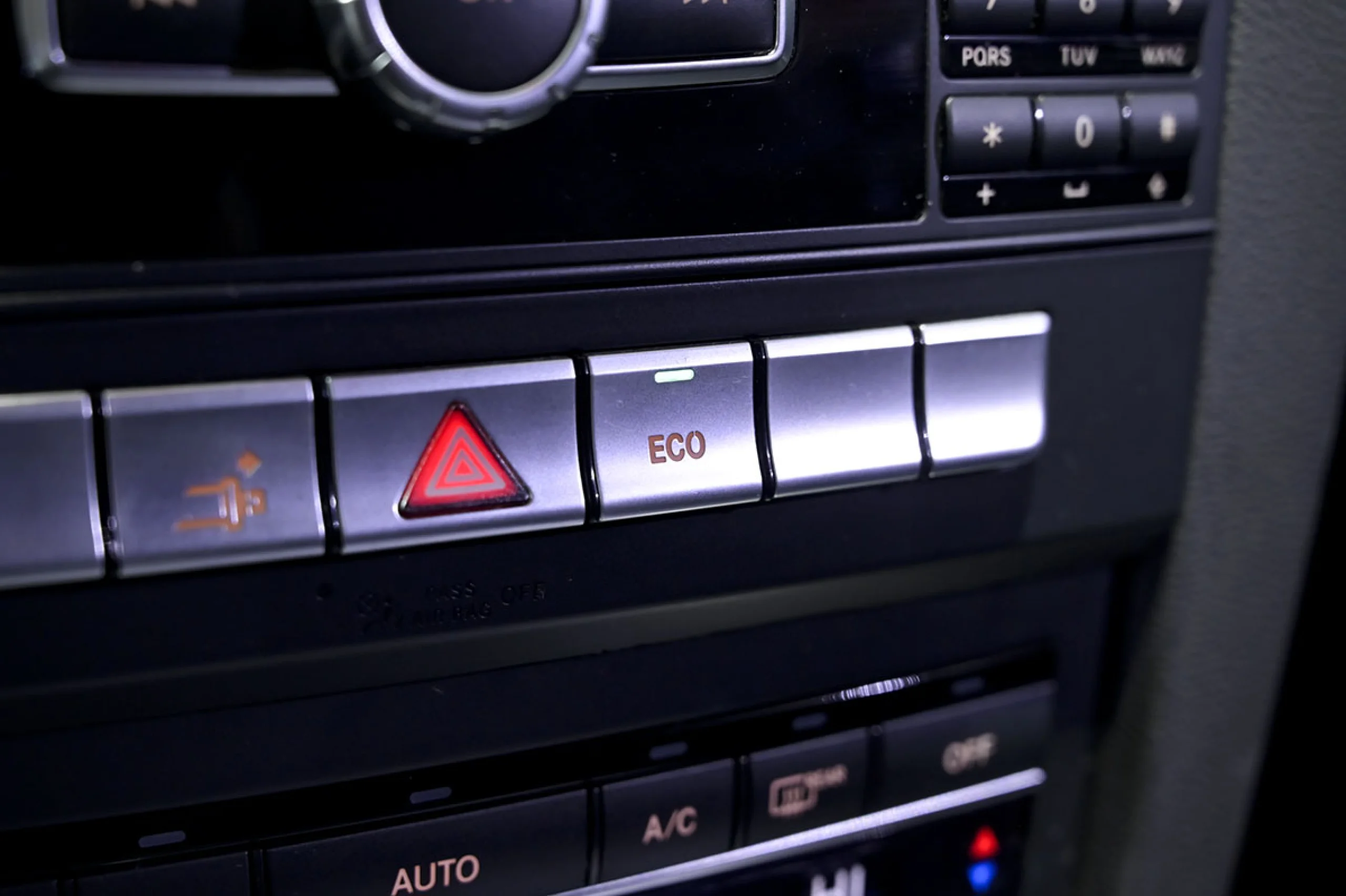 Mercedes-Benz E 220 Clase E Coupe E 220 CDI - Foto 38