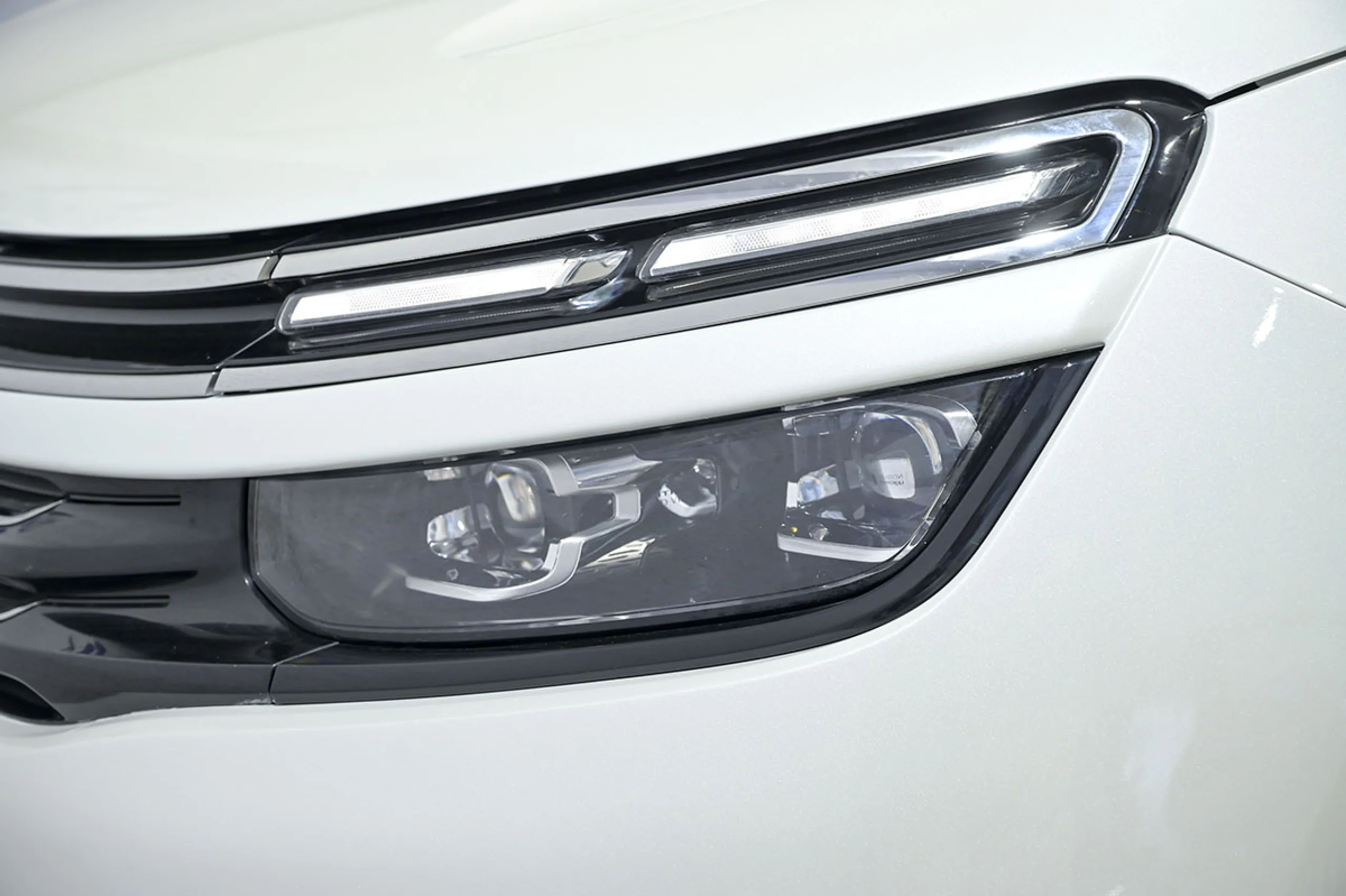 Citroen C5 Aircross Hybrid 225 eEAT8 Shine - Foto 22