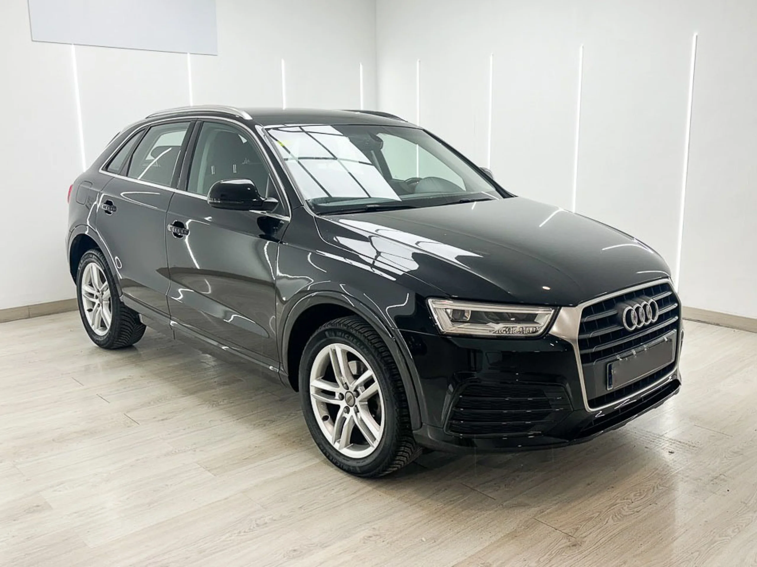 Audi Q3 Attraction 2.0 TDI 110kW 150CV - Foto 3