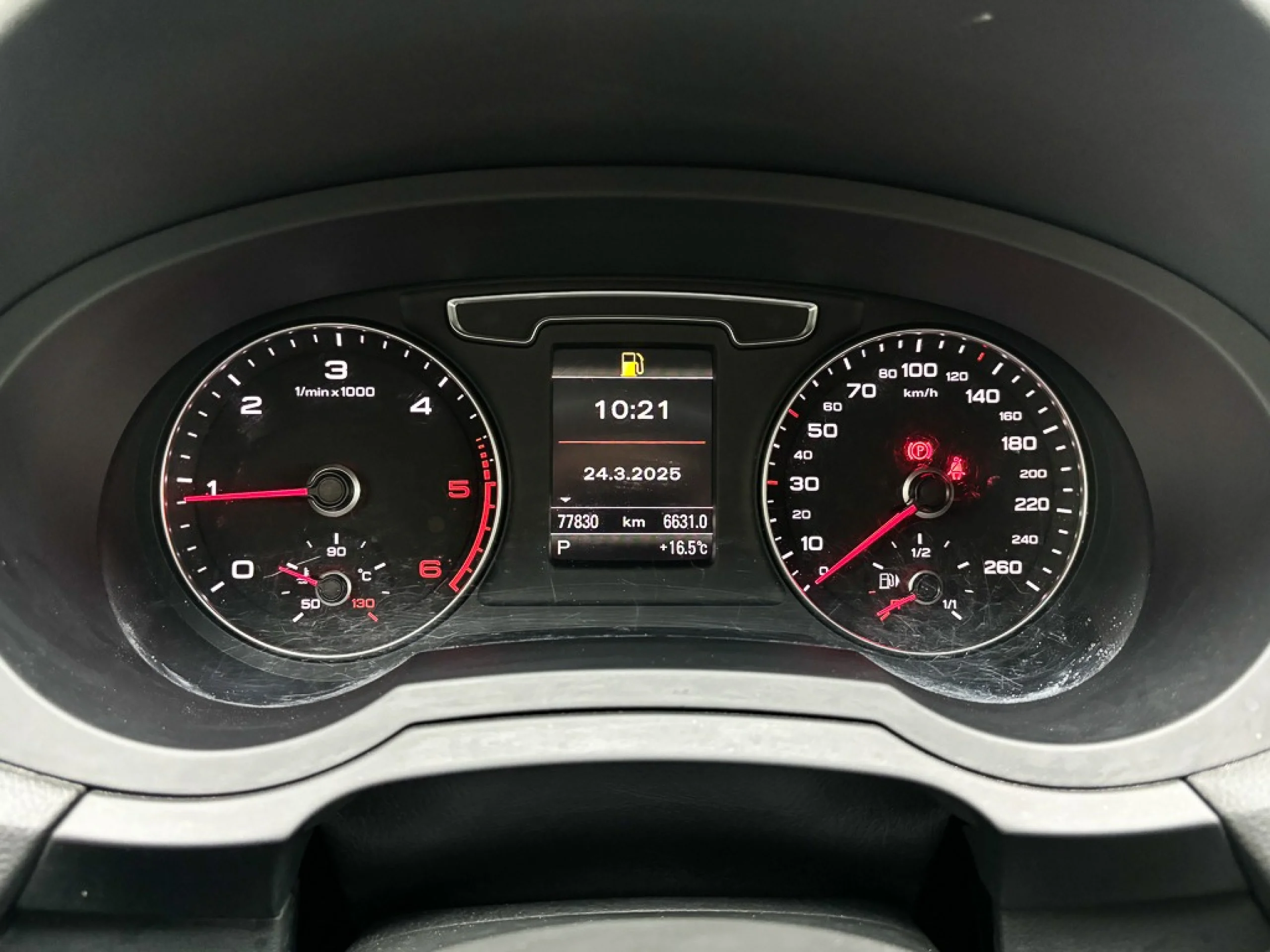Audi Q3 Attraction 2.0 TDI 110kW 150CV - Foto 7