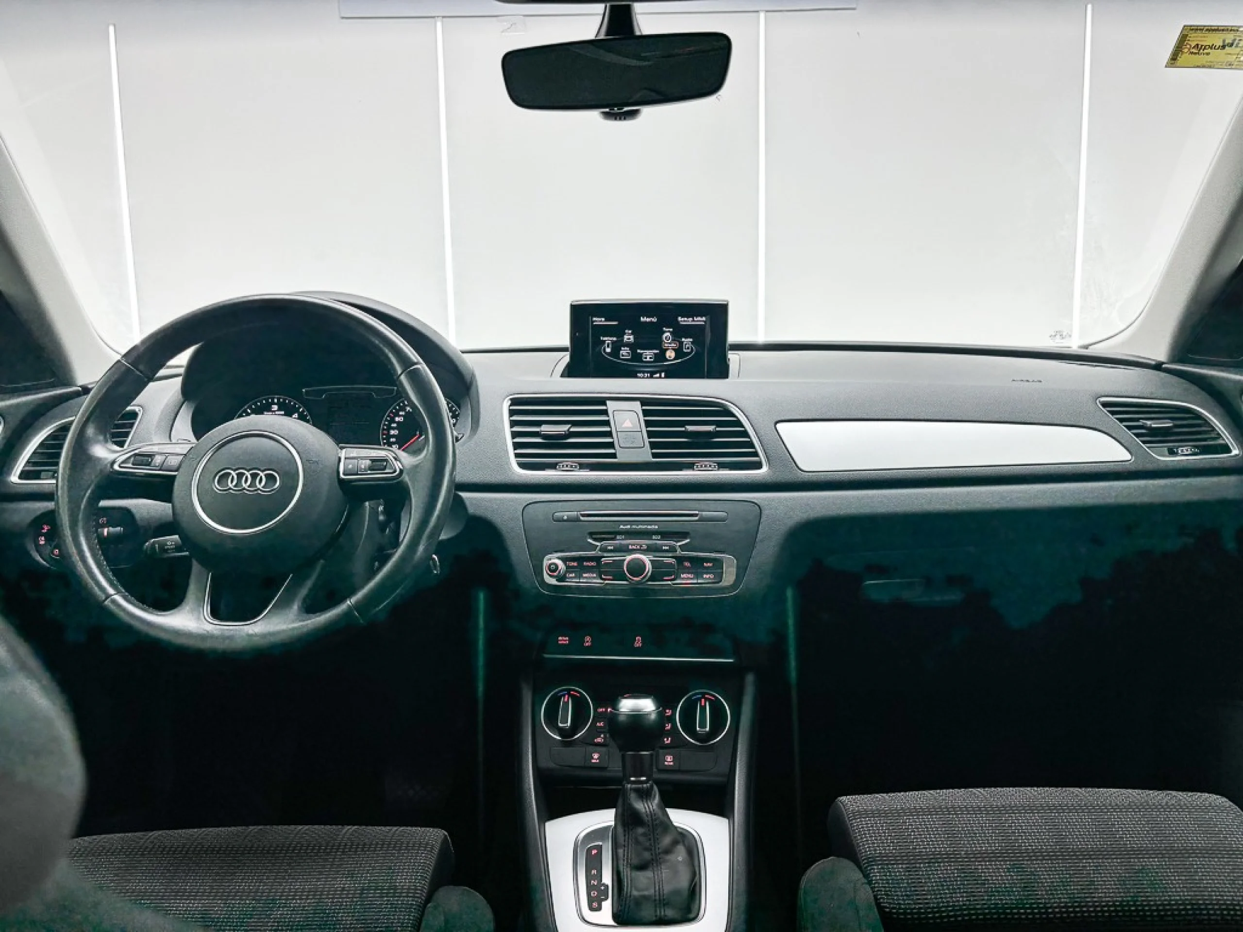 Audi Q3 Attraction 2.0 TDI 110kW 150CV - Foto 8