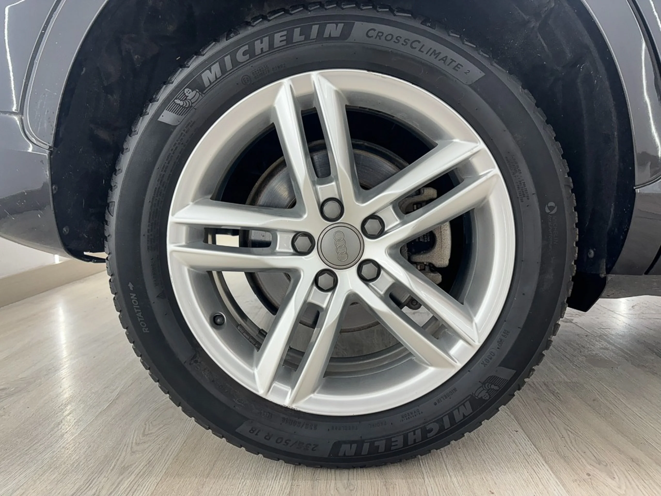 Audi Q3 Attraction 2.0 TDI 110kW 150CV - Foto 13