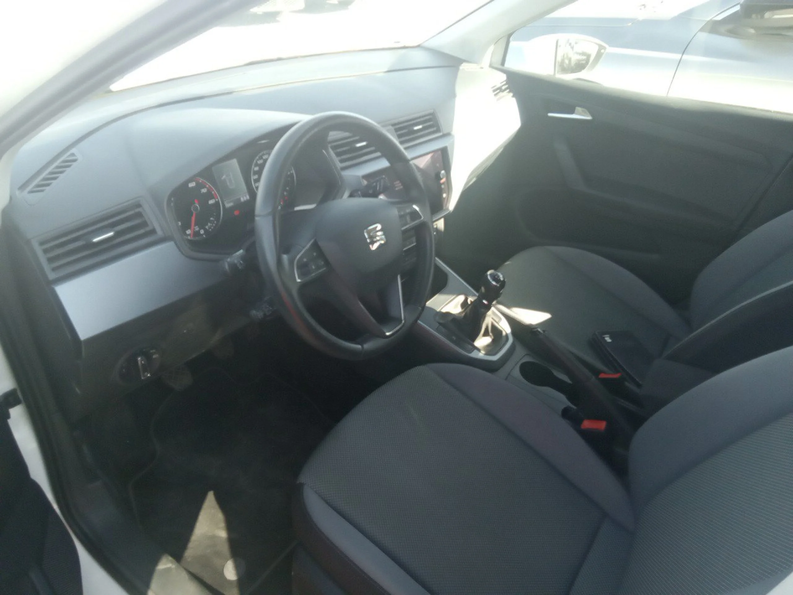 Seat Arona 1.0 TSI 81kW (110CV) Style Go2 - Foto 7