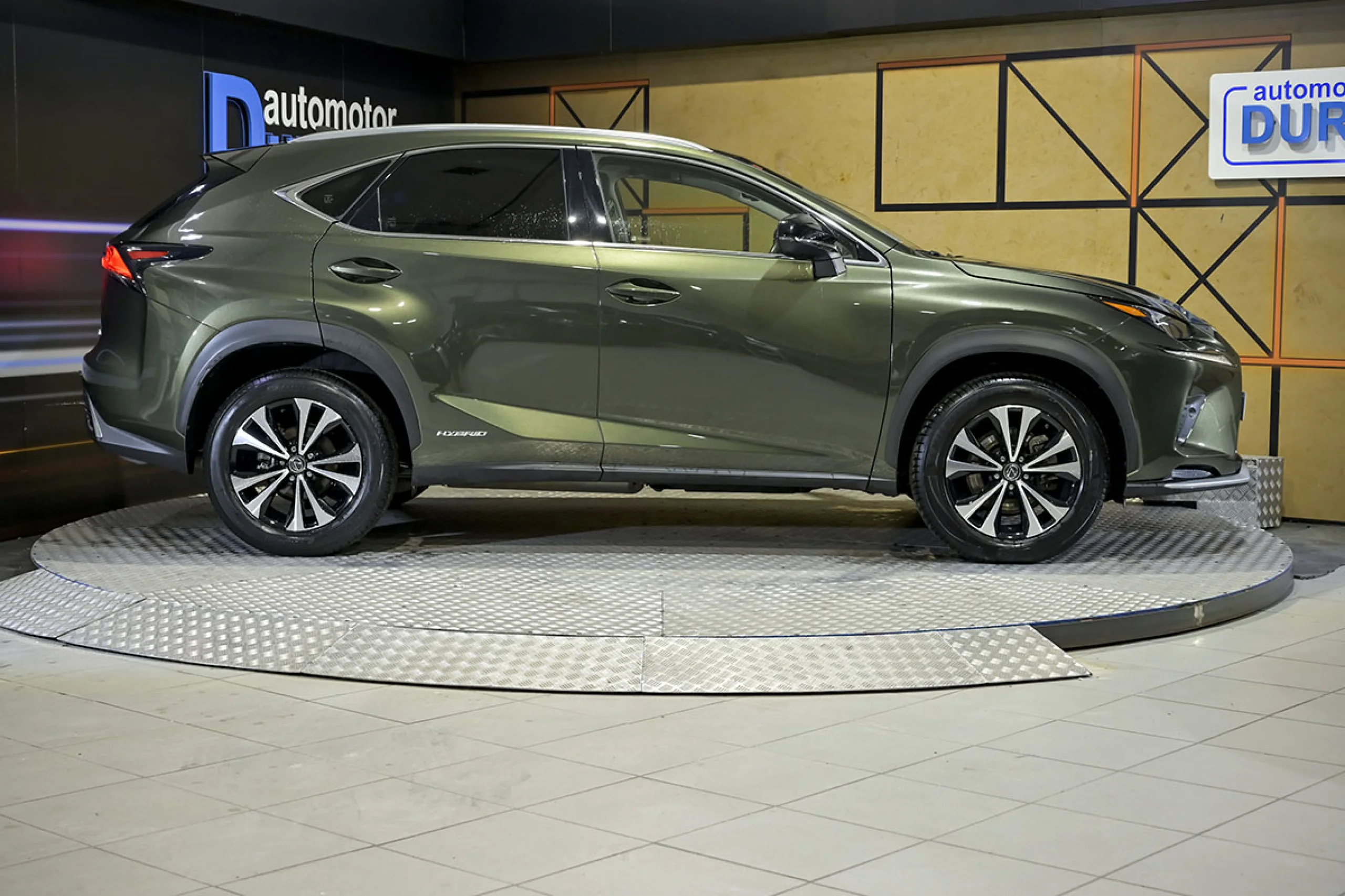 Lexus NX 300h NX 2.5 300h Premium 2WD - Foto 20