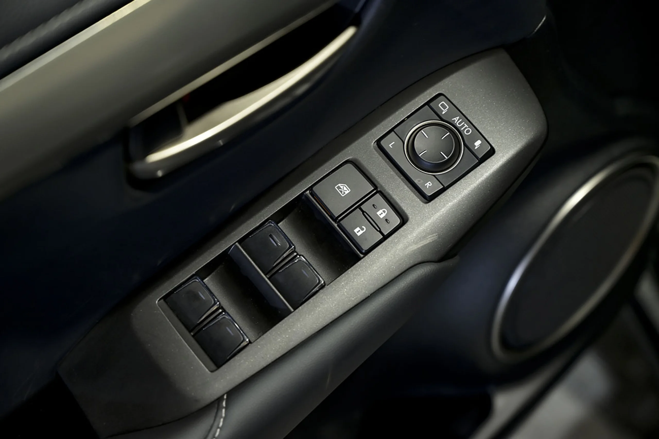 Lexus NX 300h NX 2.5 300h Premium 2WD - Foto 22