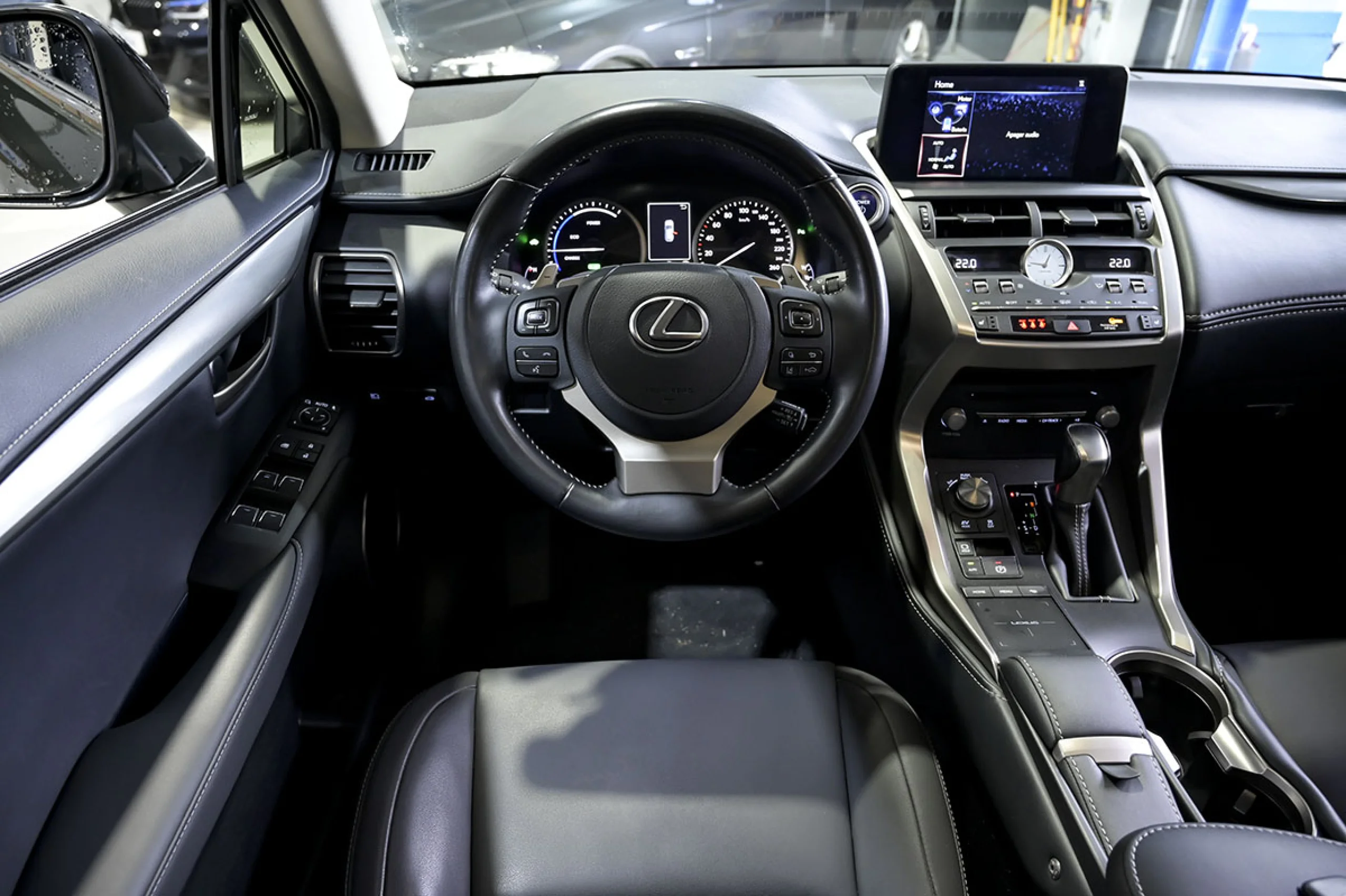 Lexus NX 300h NX 2.5 300h Premium 2WD - Foto 33