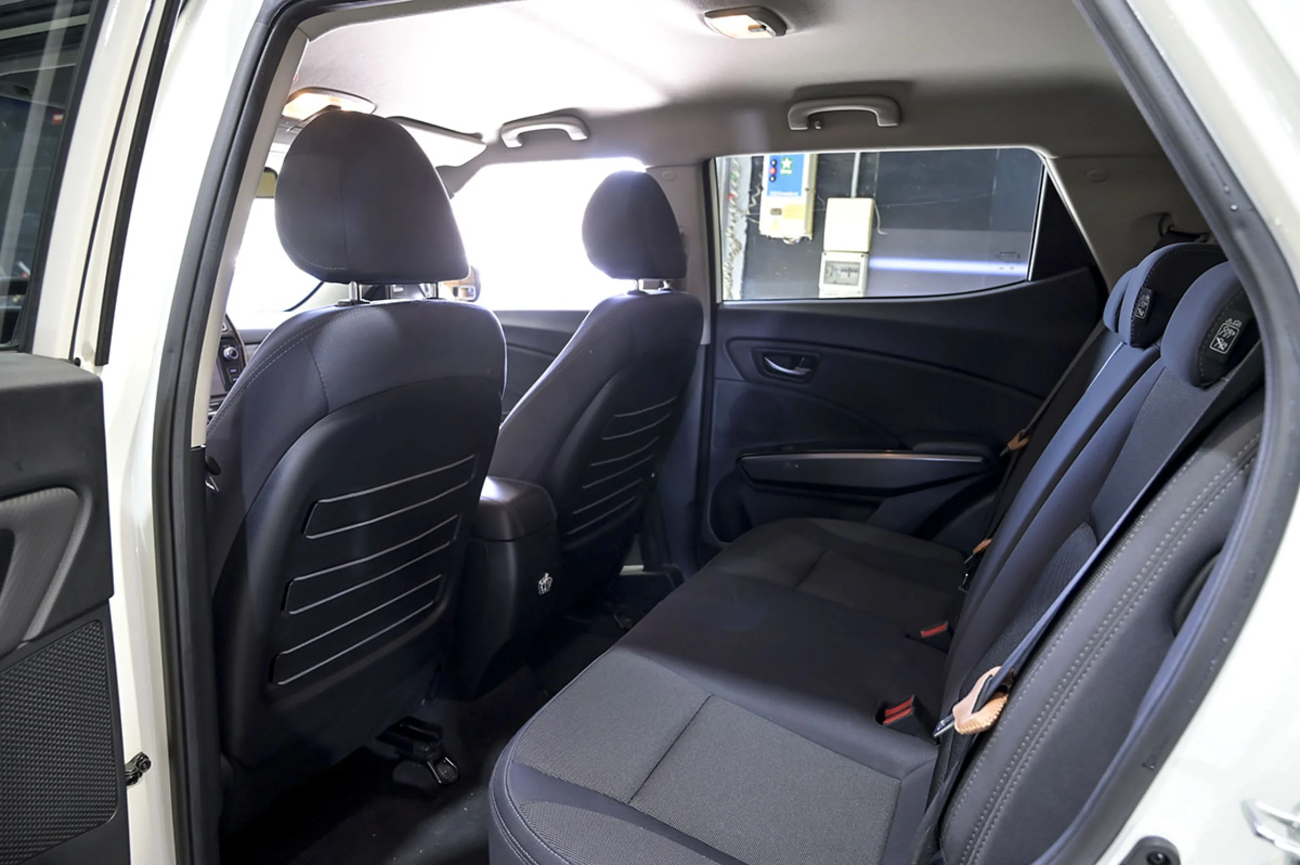 Ssangyong Tivoli G12T Urban Plus - Foto 15