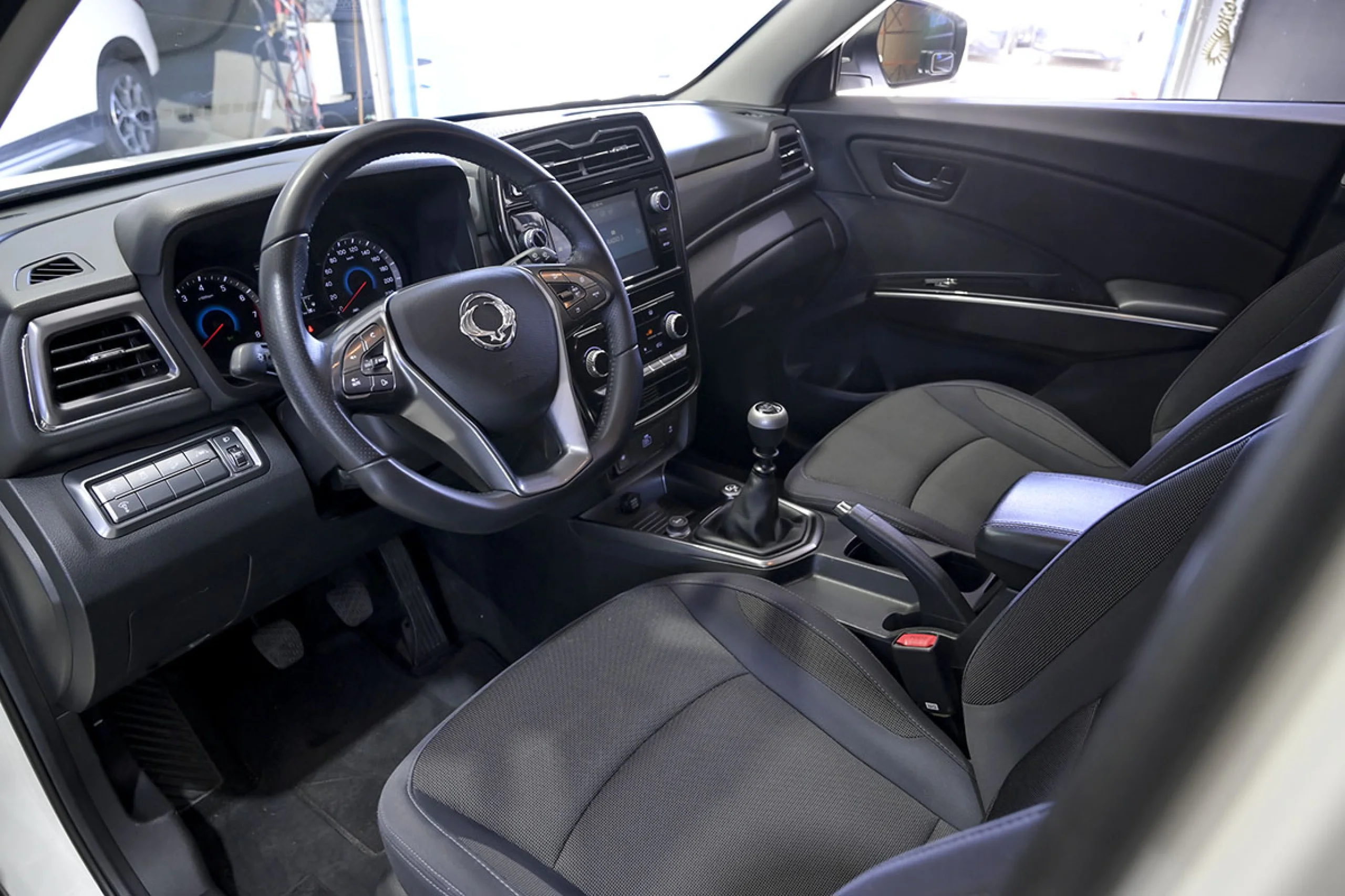 Ssangyong Tivoli G12T Urban Plus - Foto 6