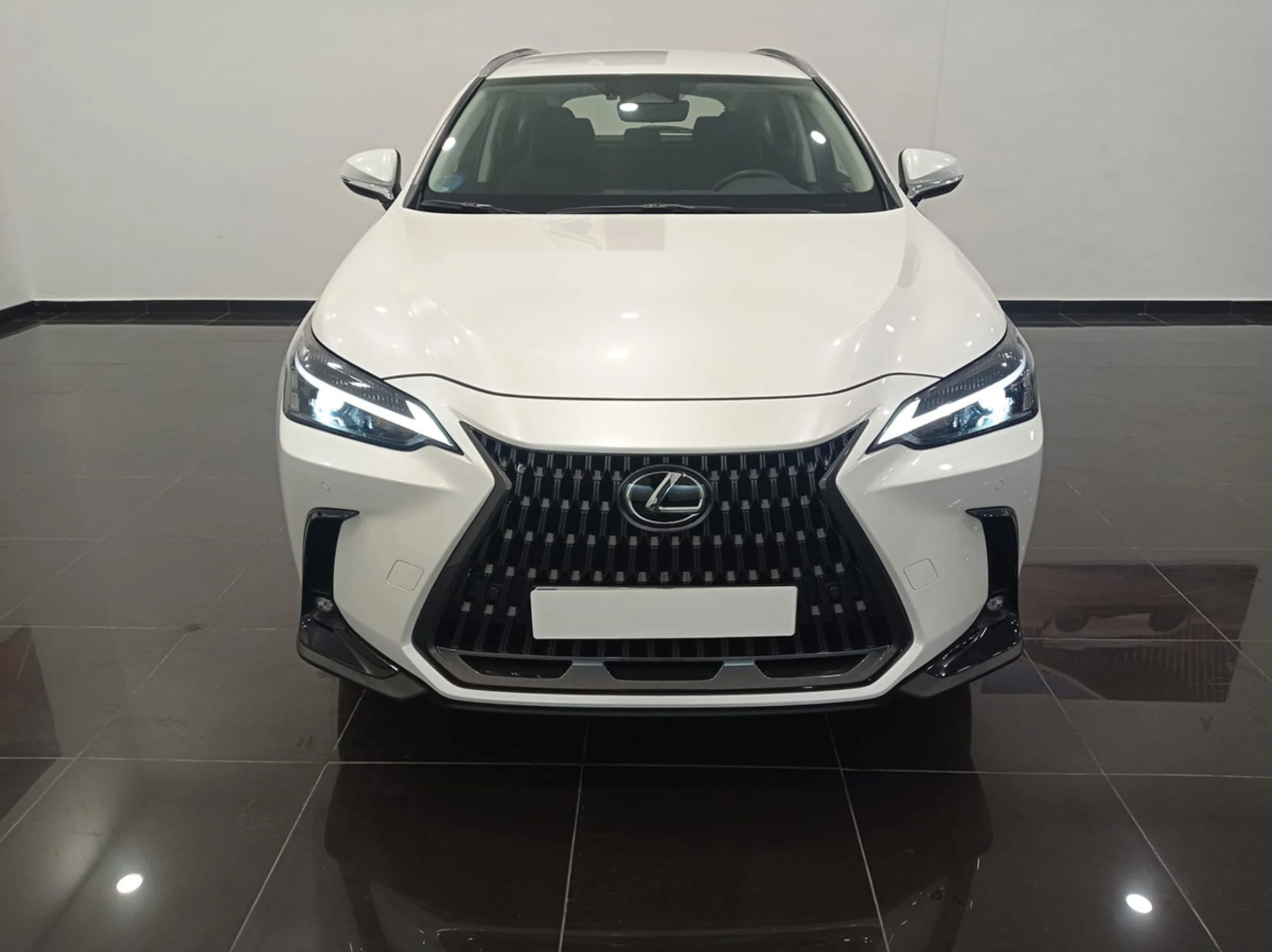 Lexus NX 350h Business City 4WD - Foto 2