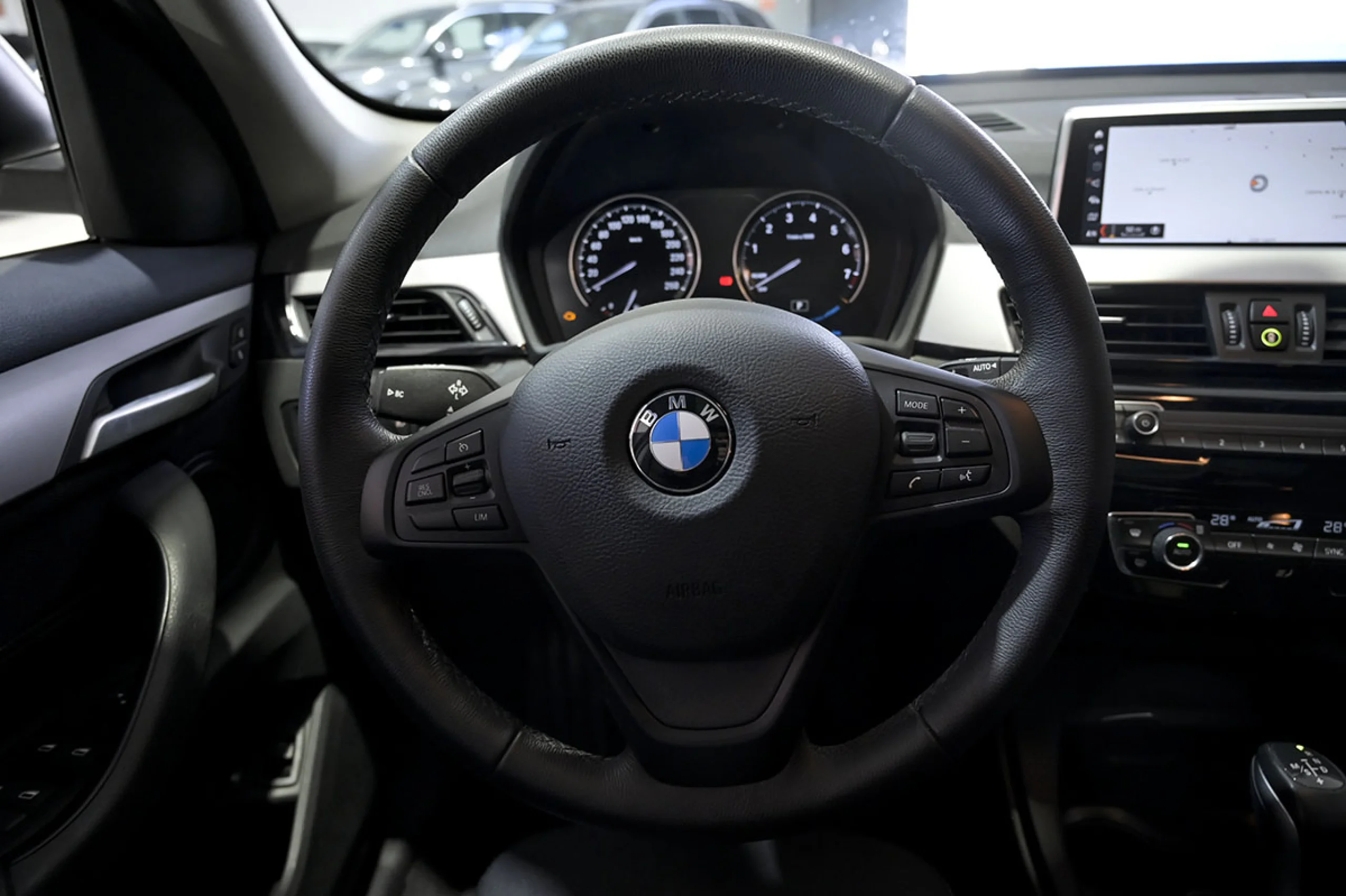 BMW X1 xDrive25e - Foto 25