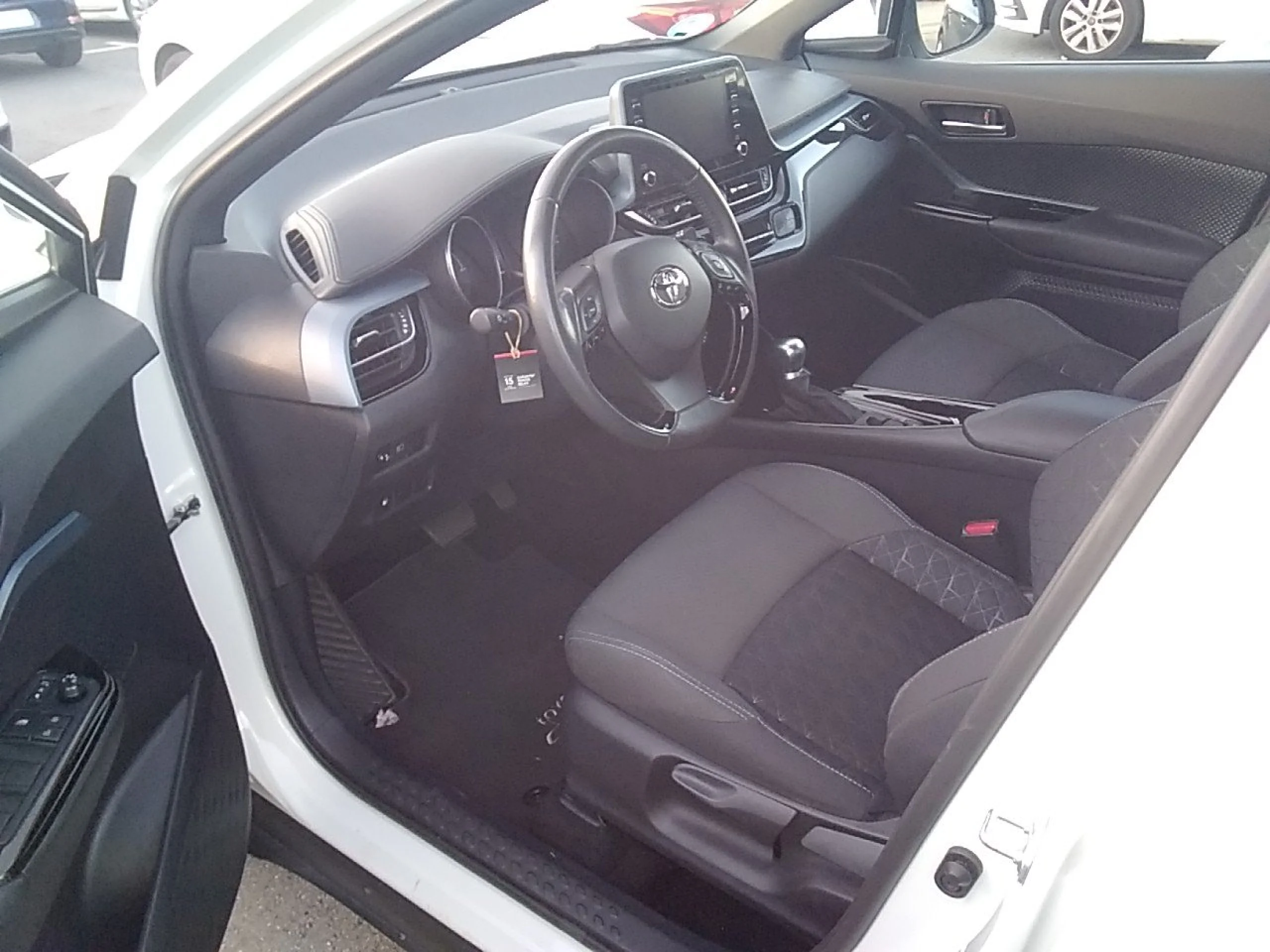 Toyota C-HR 1.8 125H Advance - Foto 7