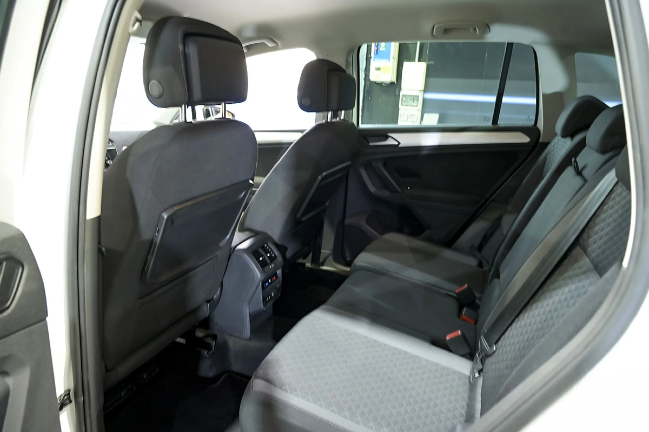 Volkswagen Tiguan Advance 2.0 TDI 110kW 150CV DSG - Foto 15