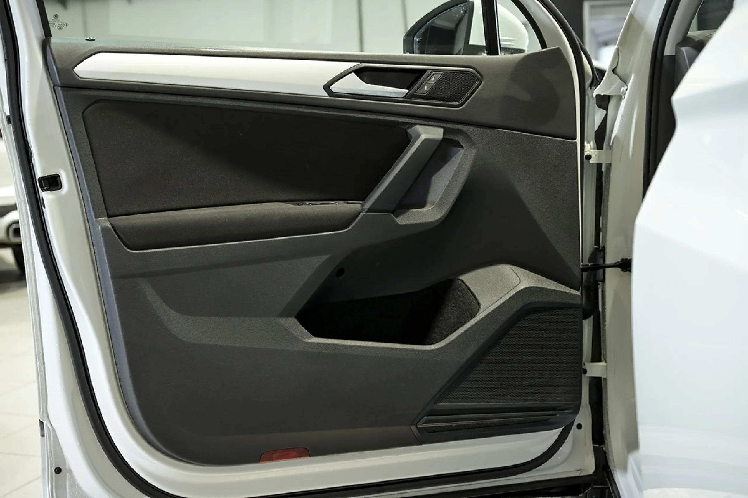 Volkswagen Tiguan Advance 2.0 TDI 110kW 150CV DSG - Foto 21