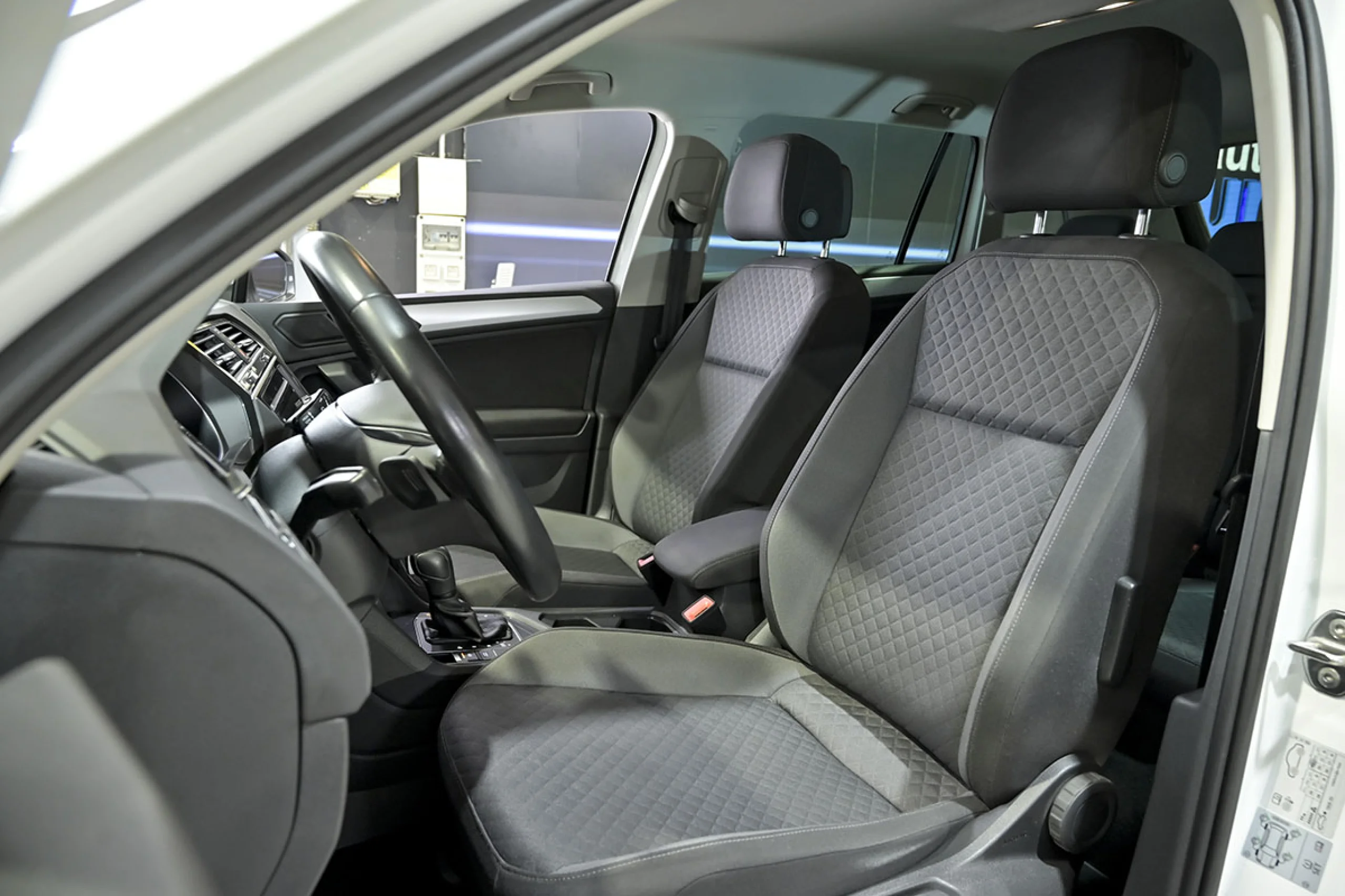 Volkswagen Tiguan Advance 2.0 TDI 110kW 150CV DSG - Foto 24