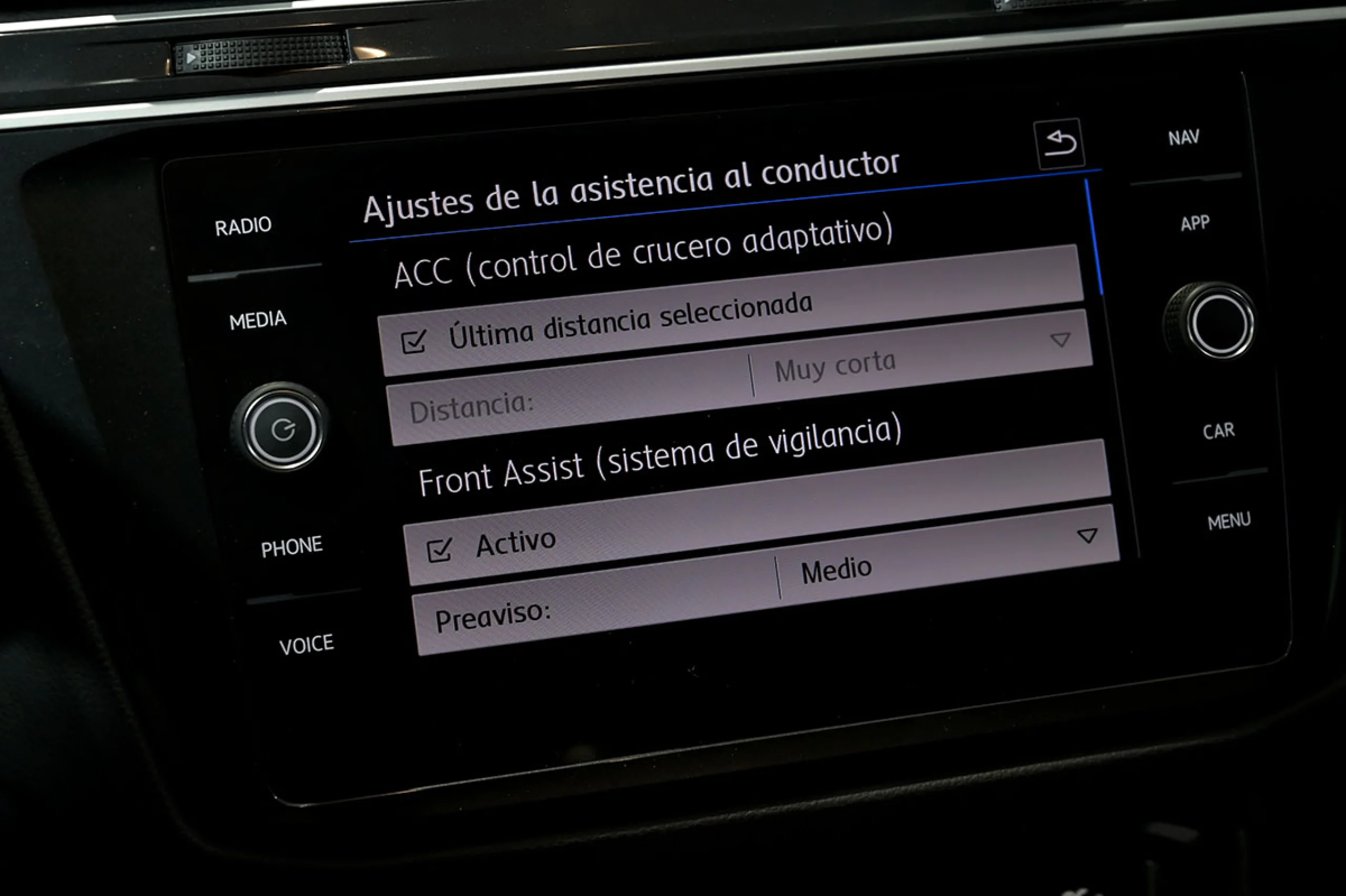 Volkswagen Tiguan Advance 2.0 TDI 110kW 150CV DSG - Foto 31