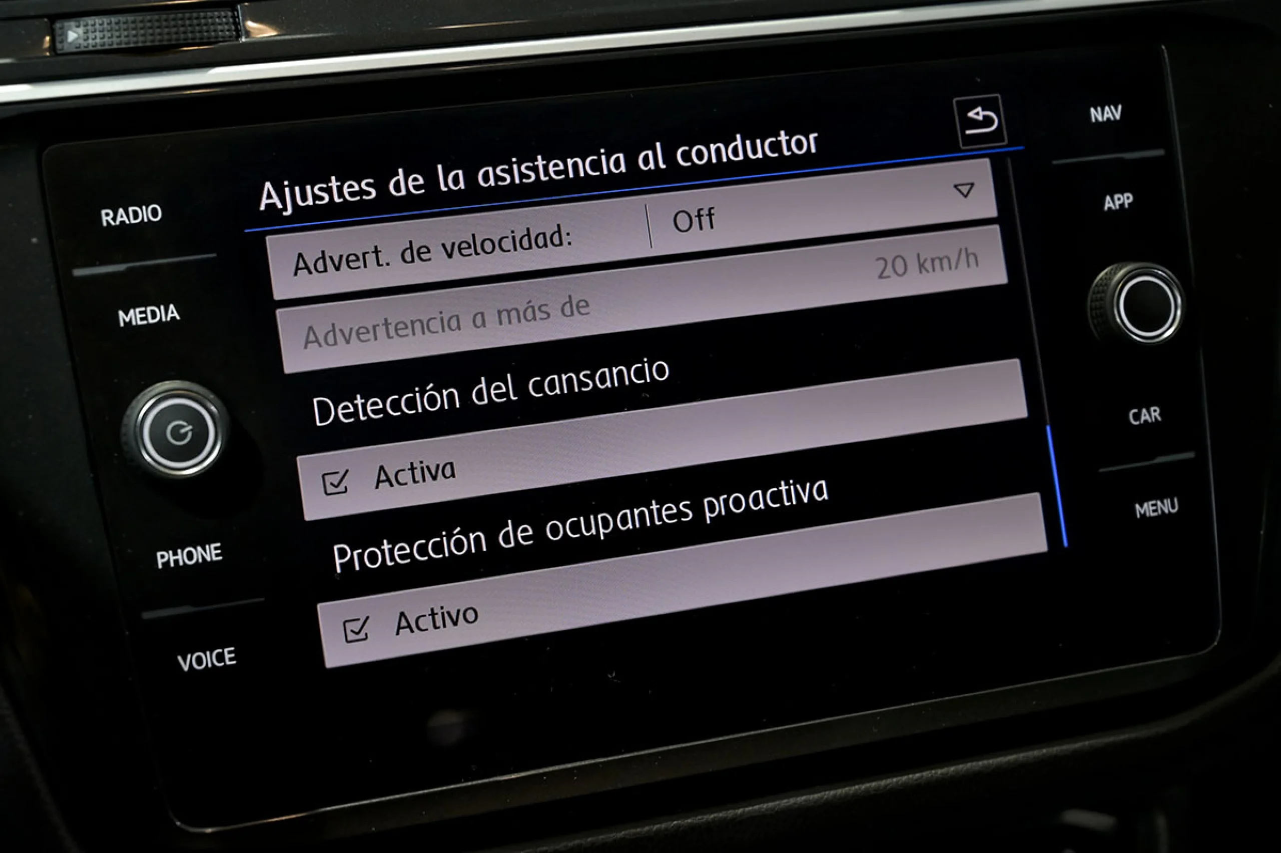 Volkswagen Tiguan Advance 2.0 TDI 110kW 150CV DSG - Foto 32