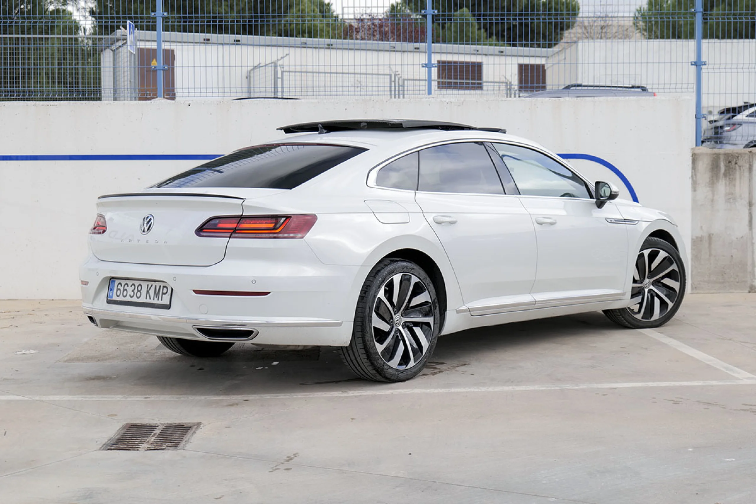 Volkswagen Arteon RLine 2.0 TSI 140kW 190CV DSG - Foto 3