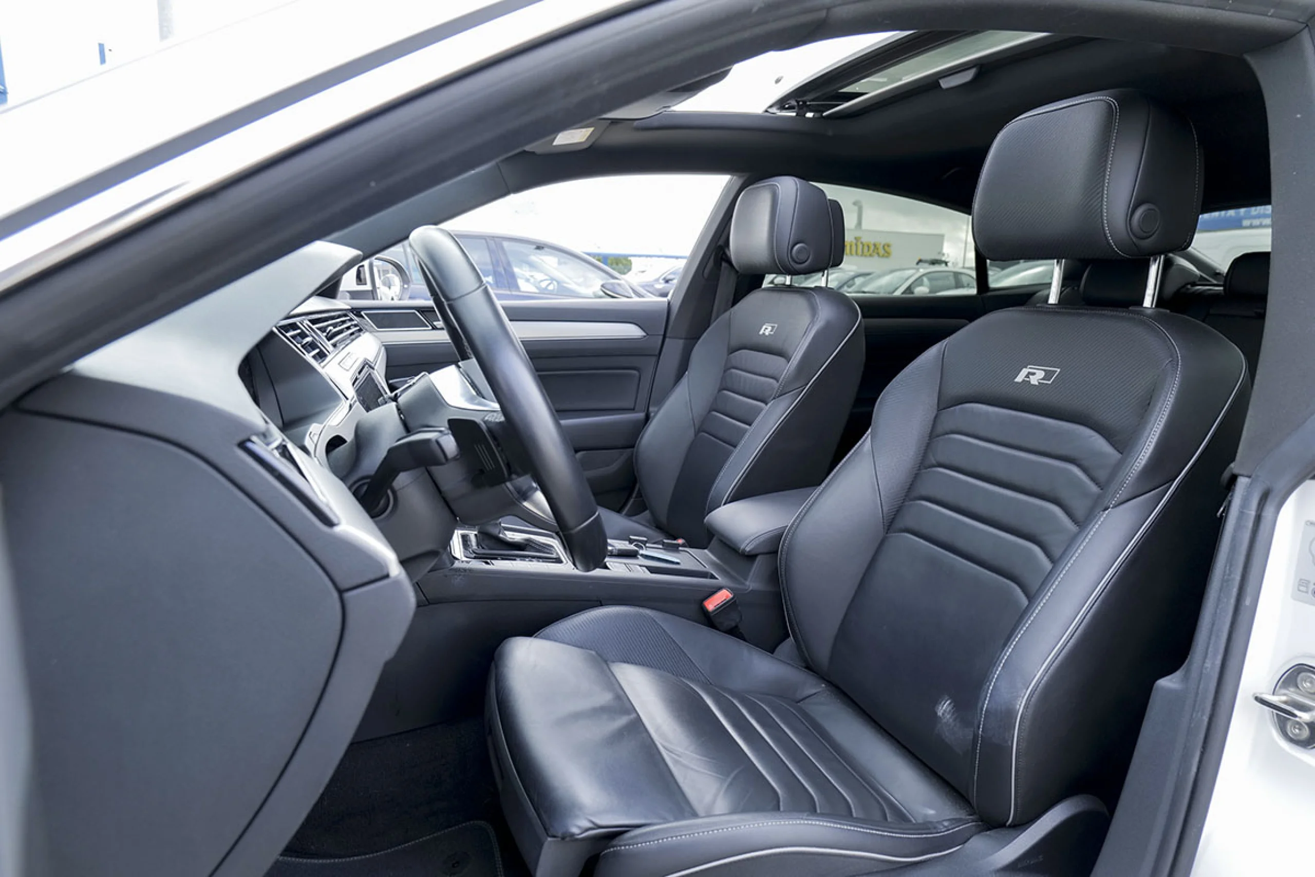 Volkswagen Arteon RLine 2.0 TSI 140kW 190CV DSG - Foto 19