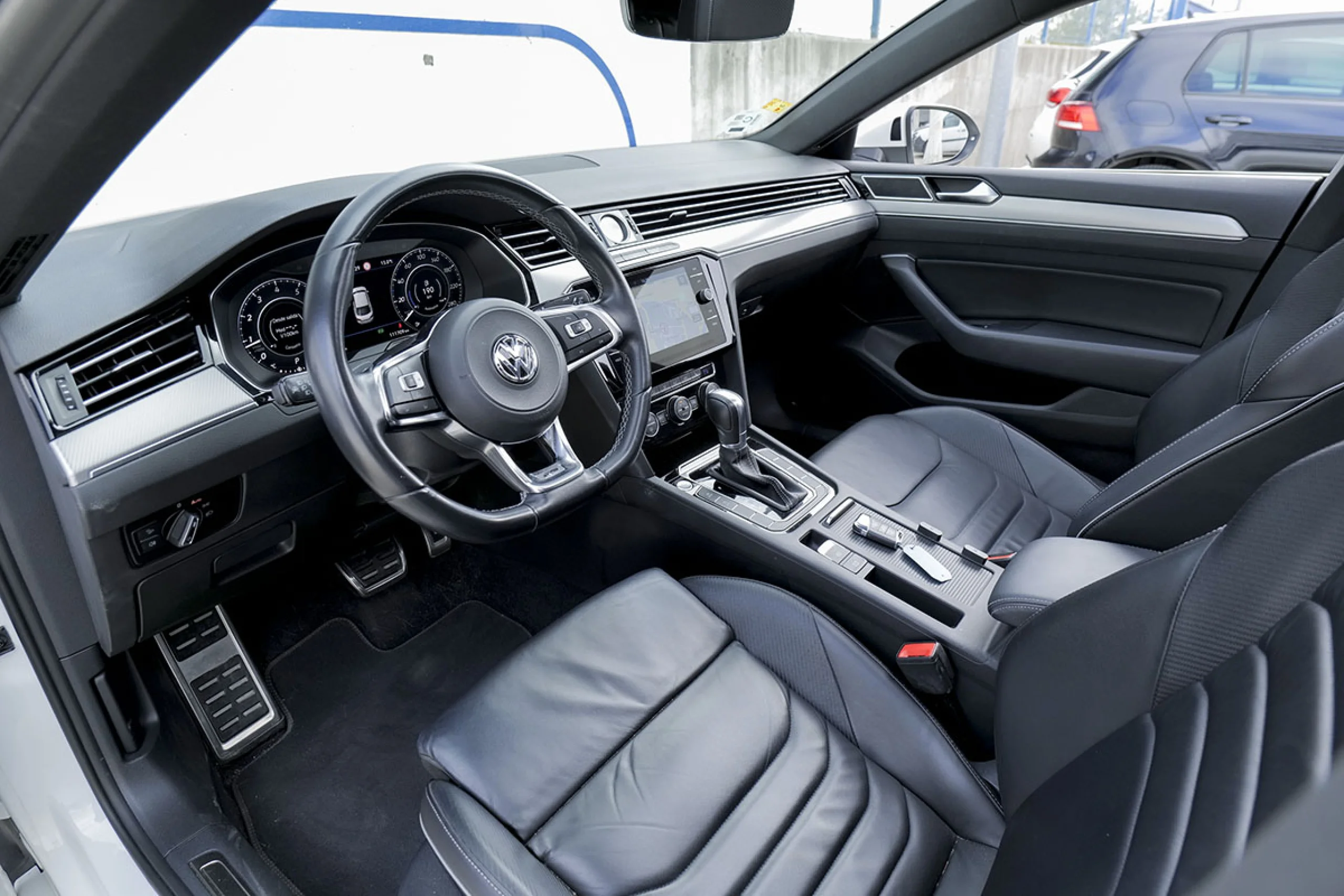 Volkswagen Arteon RLine 2.0 TSI 140kW 190CV DSG - Foto 4