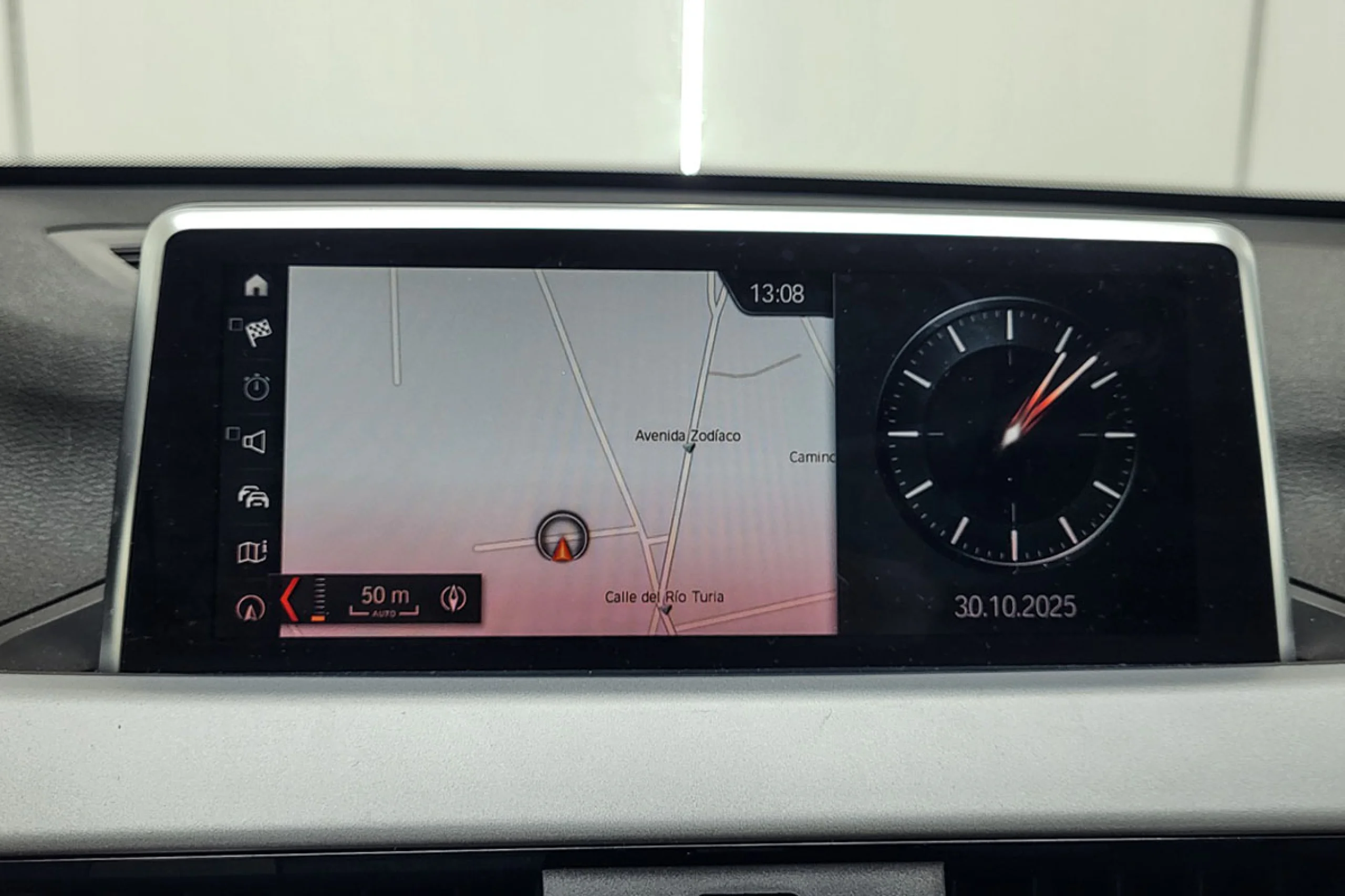 BMW X1 sDrive16d - Foto 9