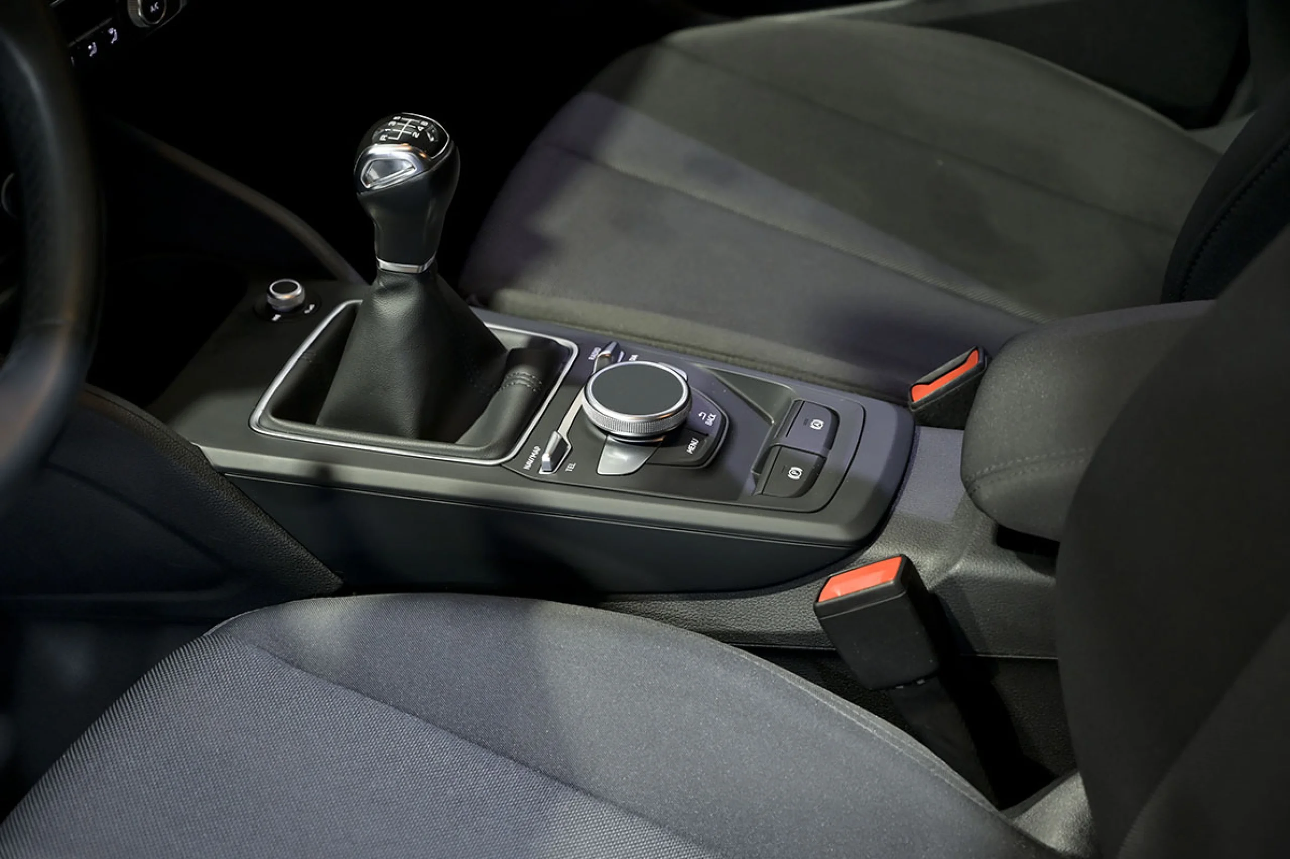 Audi Q2 Advanced 30 TDI 85kW 116CV - Foto 27