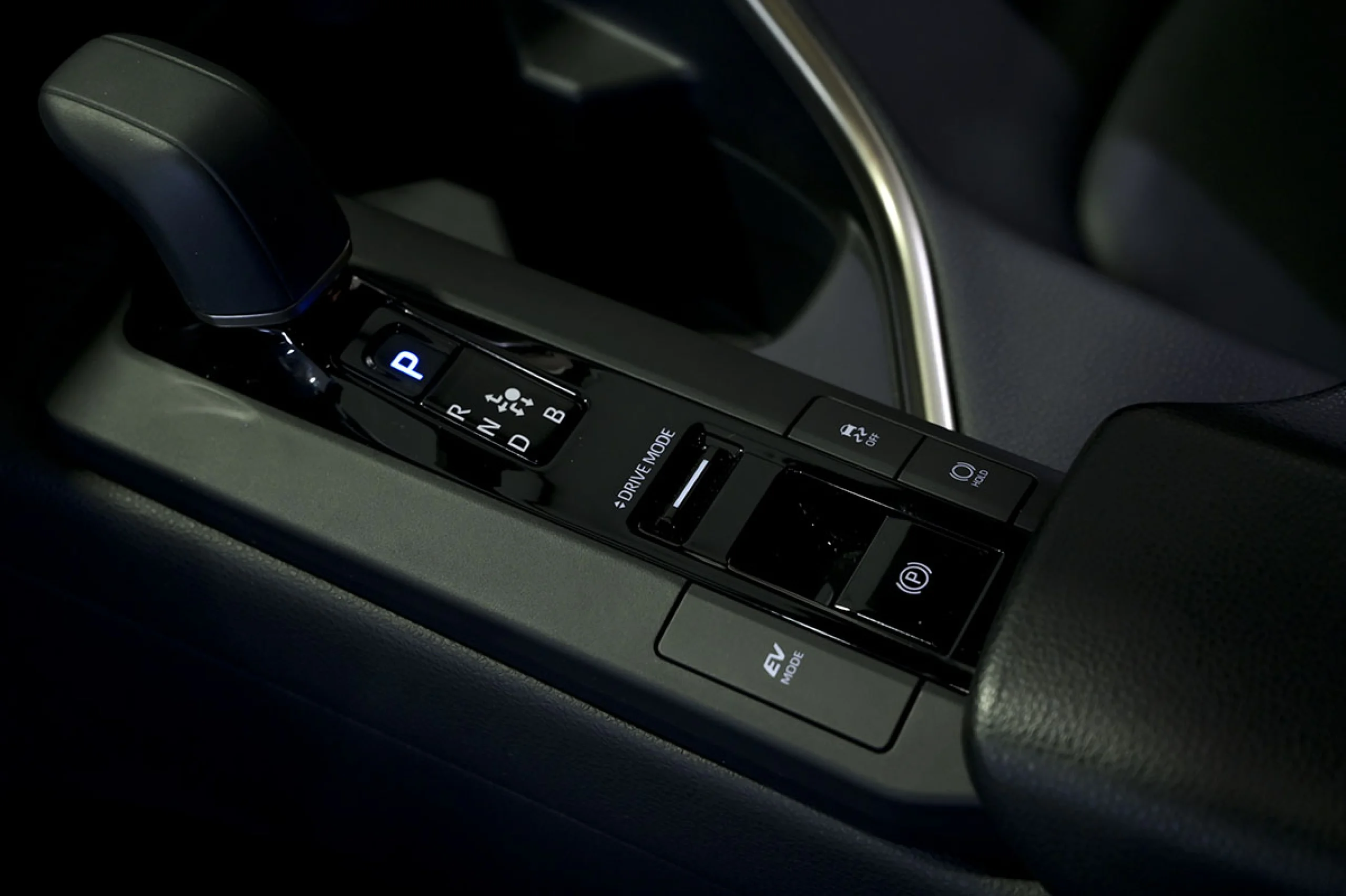 Toyota C-HR 2.0 200H Premiere Edition - Foto 44