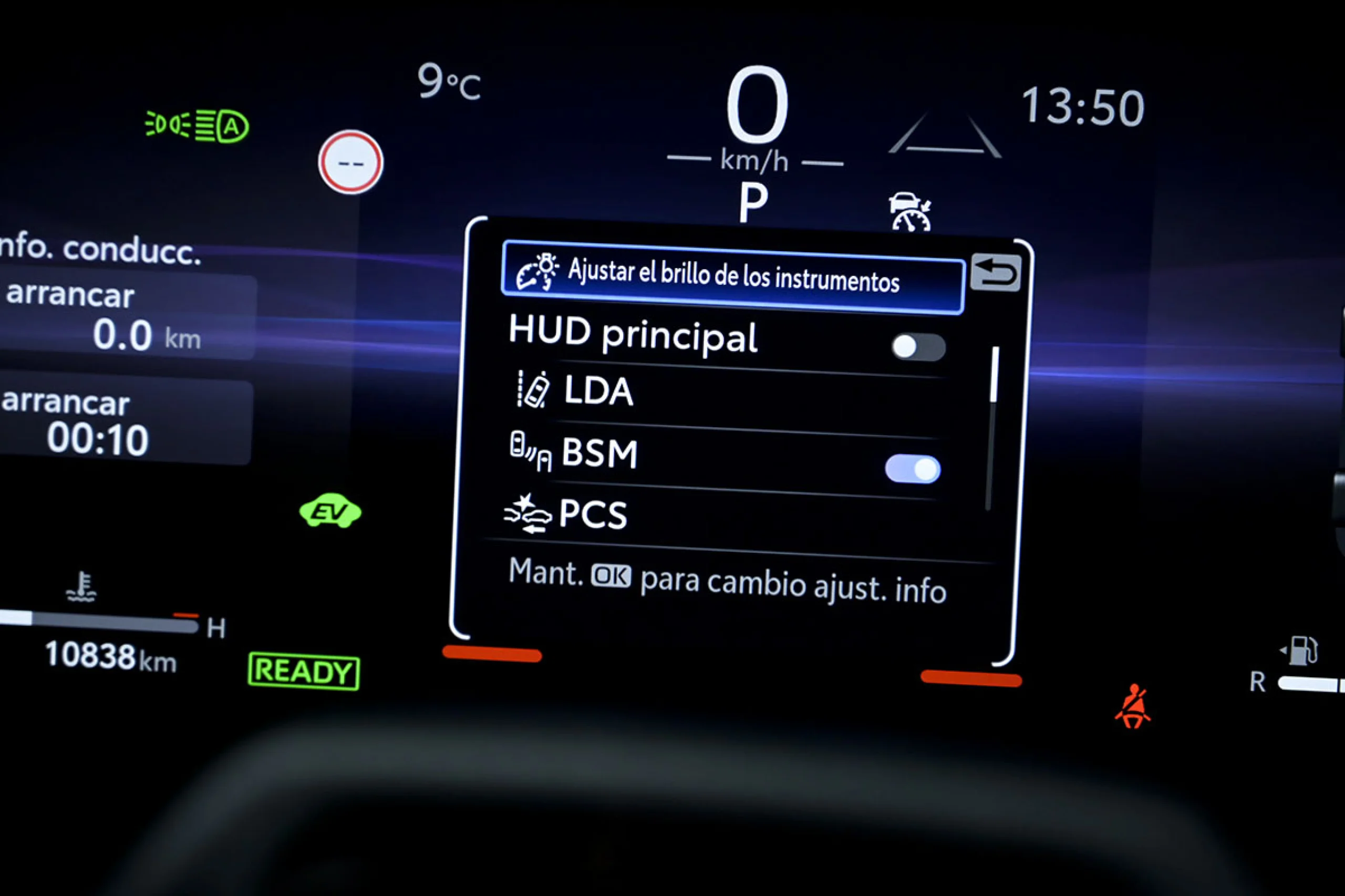 Toyota C-HR 2.0 200H Premiere Edition - Foto 28