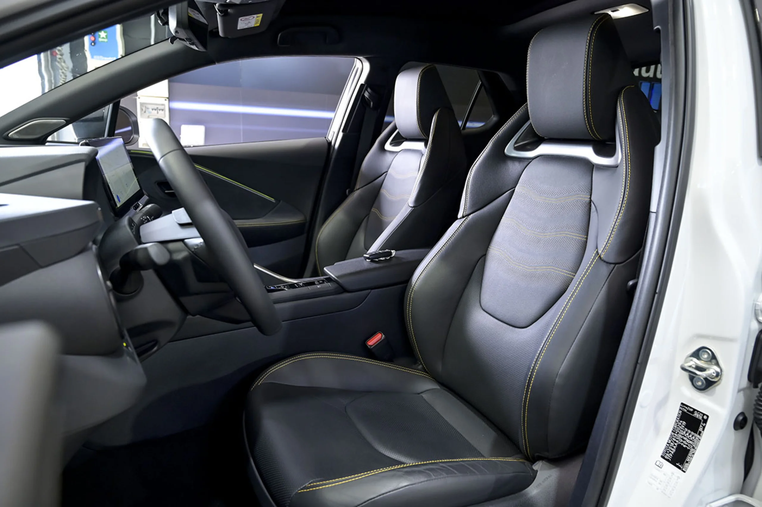 Toyota C-HR 2.0 200H Premiere Edition - Foto 48