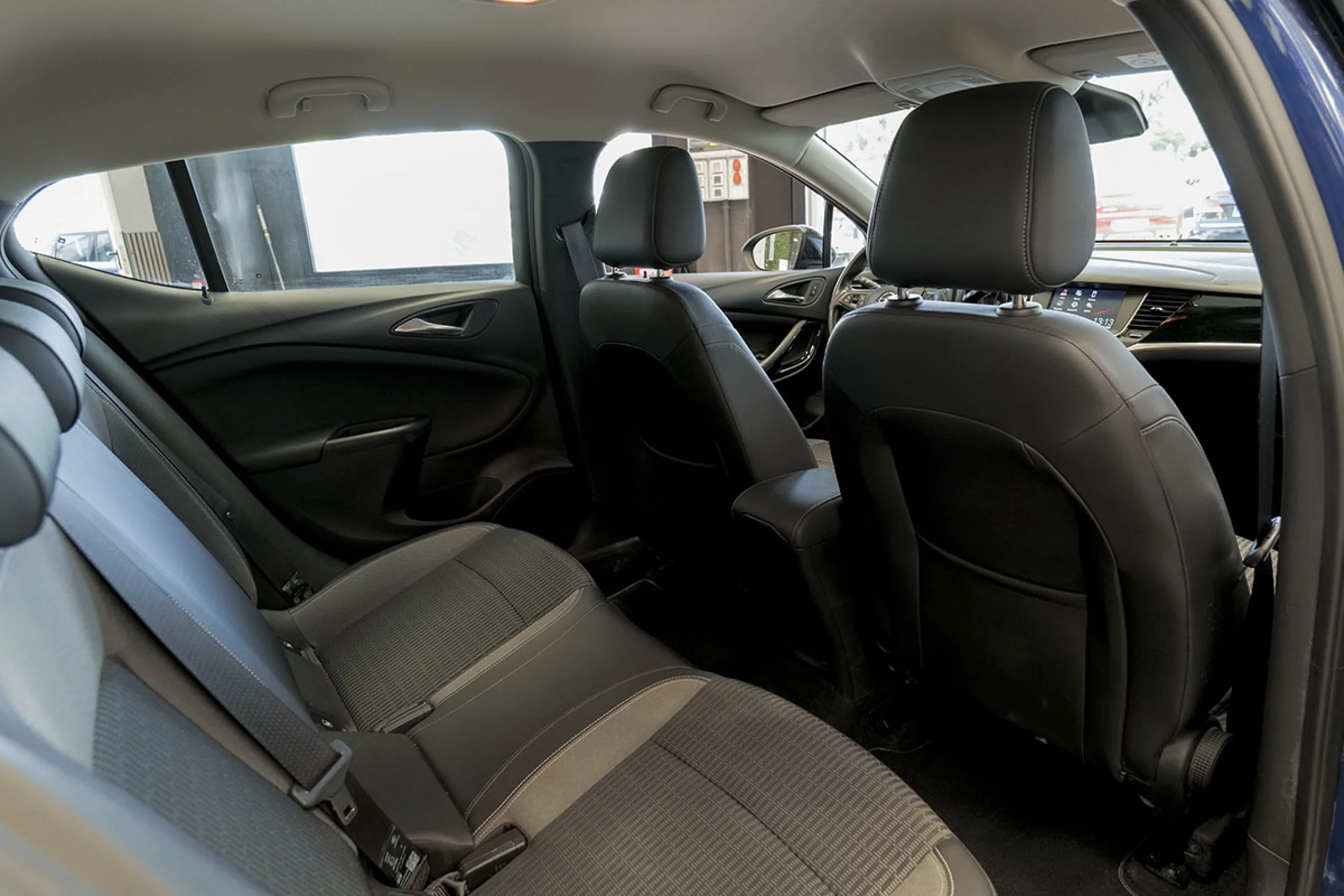 Opel Astra 1.5D DVH 90kW 122CV Design  Tech - Foto 13