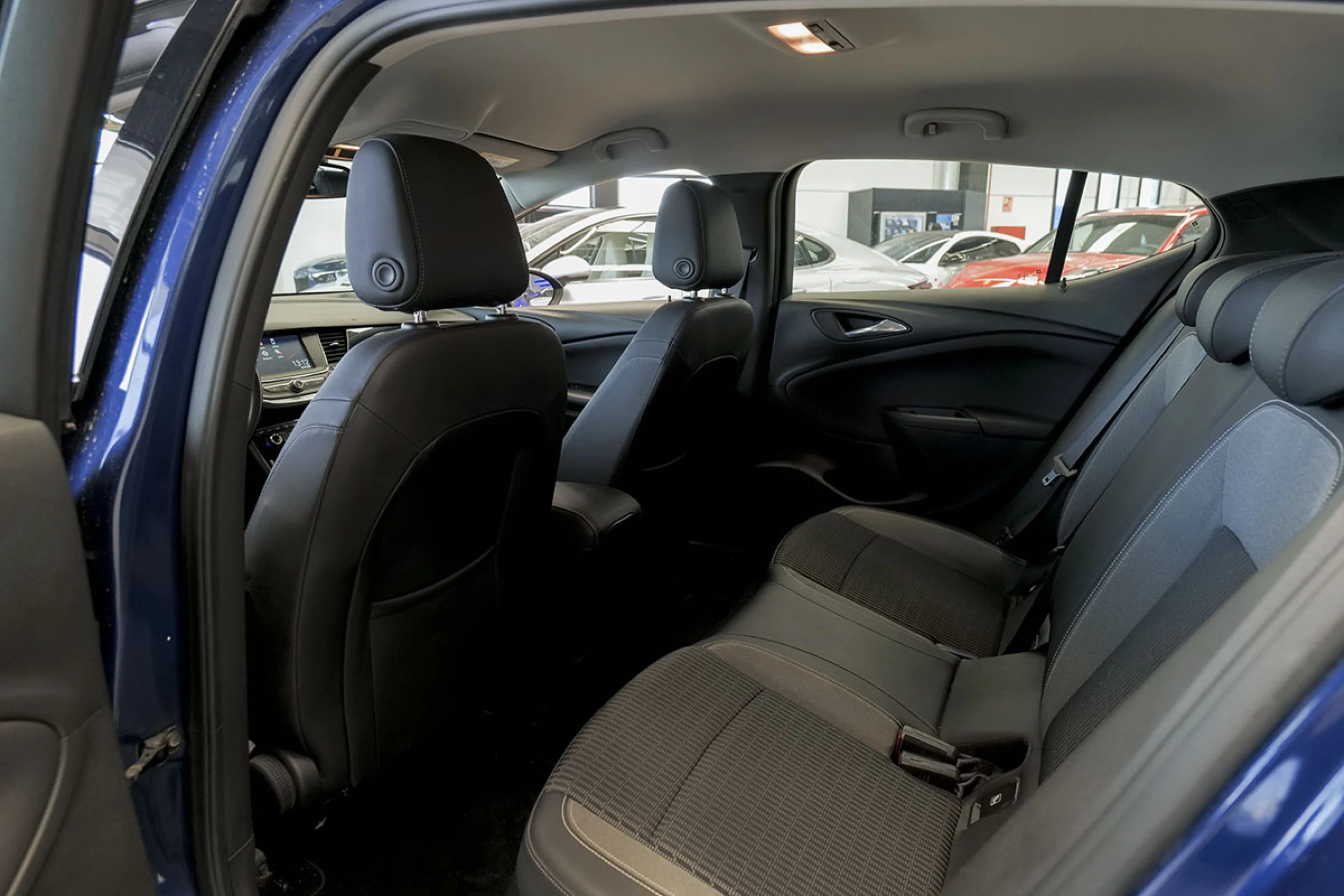 Opel Astra 1.5D DVH 90kW 122CV Design  Tech - Foto 14