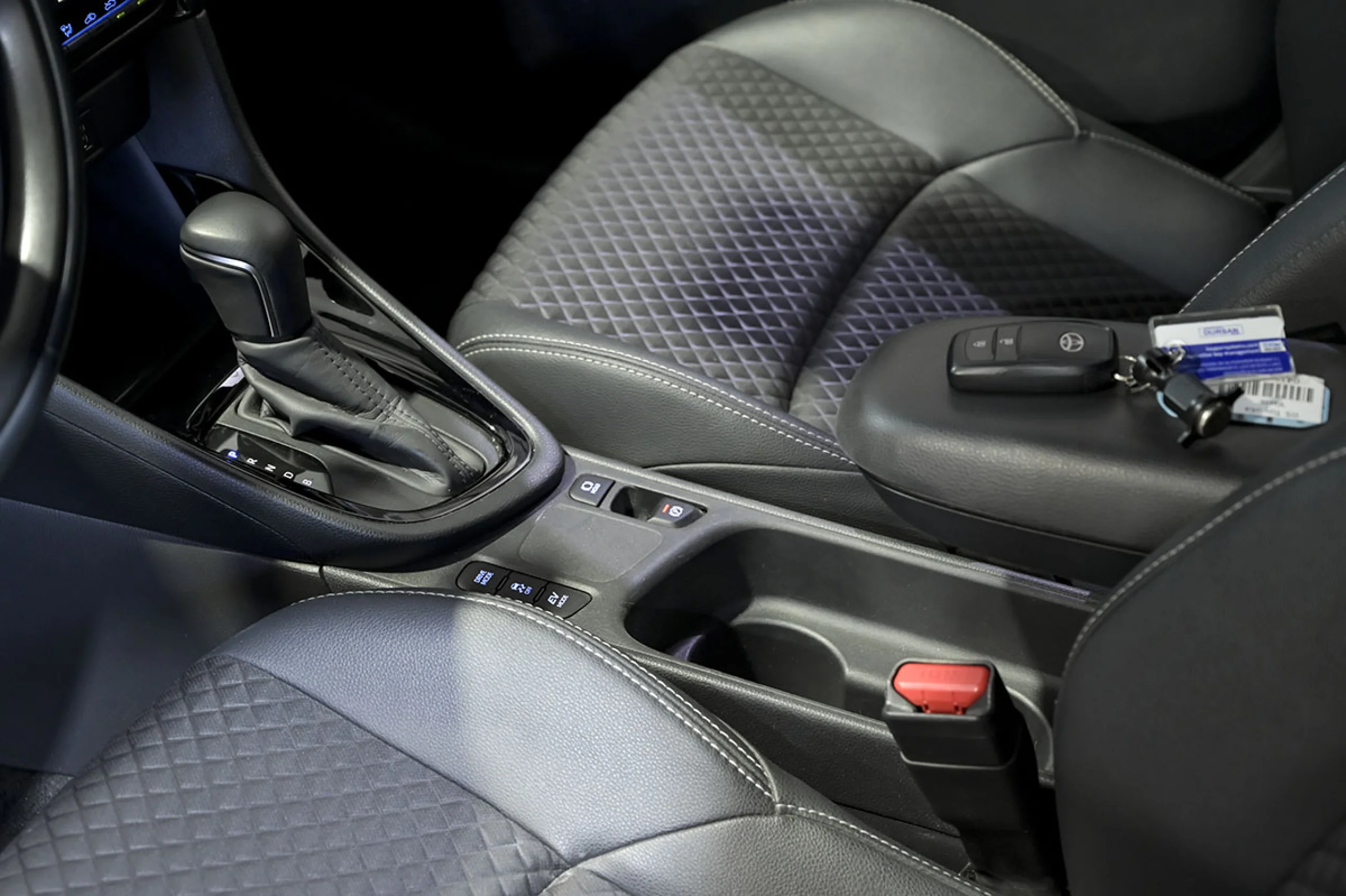 Toyota Yaris 1.5 120H Style P. Premier Edition - Foto 32