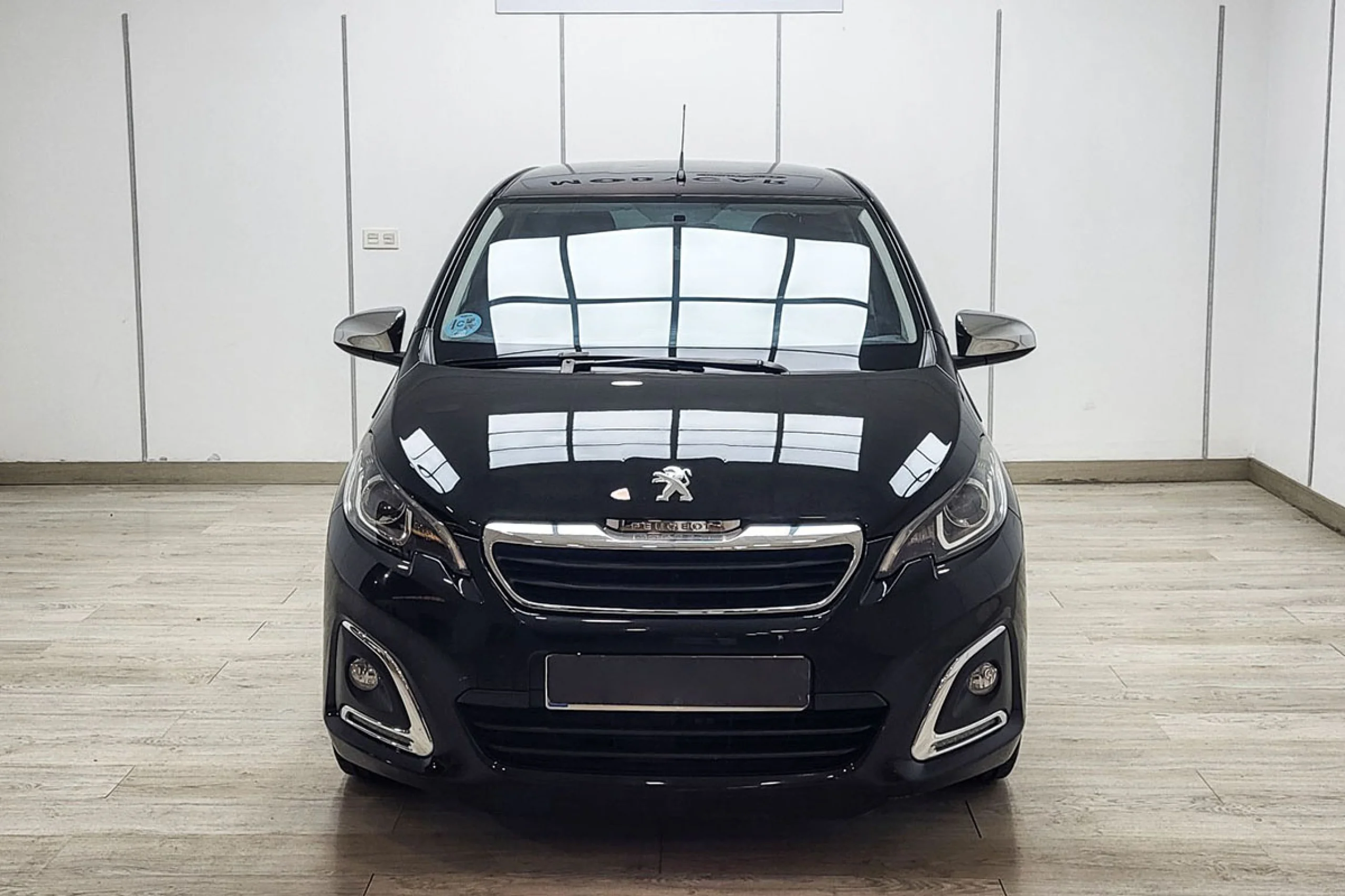 Peugeot 108 Active VTi 52kW 72CV - Foto 2