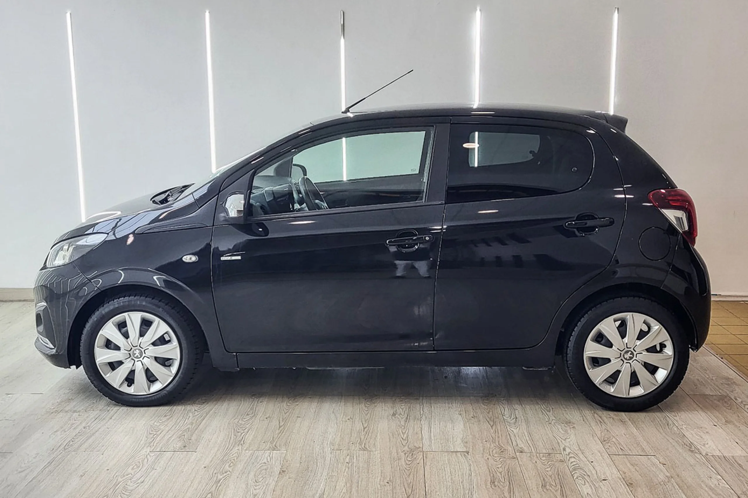 Peugeot 108 Active VTi 52kW 72CV - Foto 13