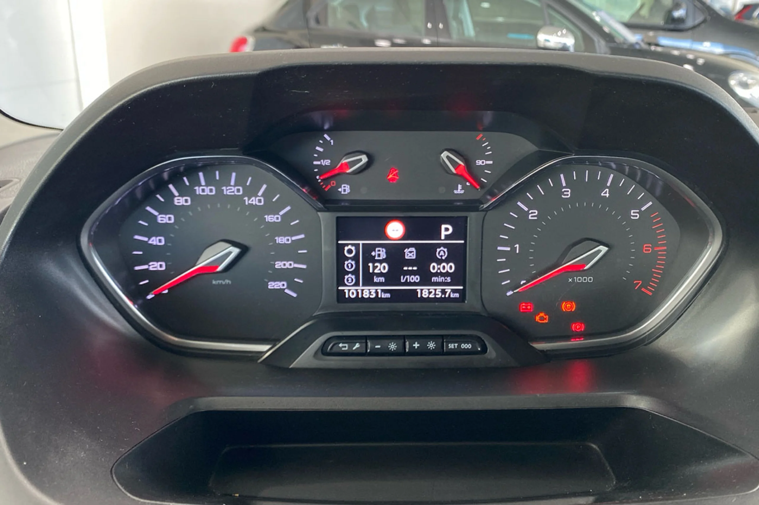 Peugeot Rifter Allure Long BlueHDi 96kW EAT8 - Foto 6