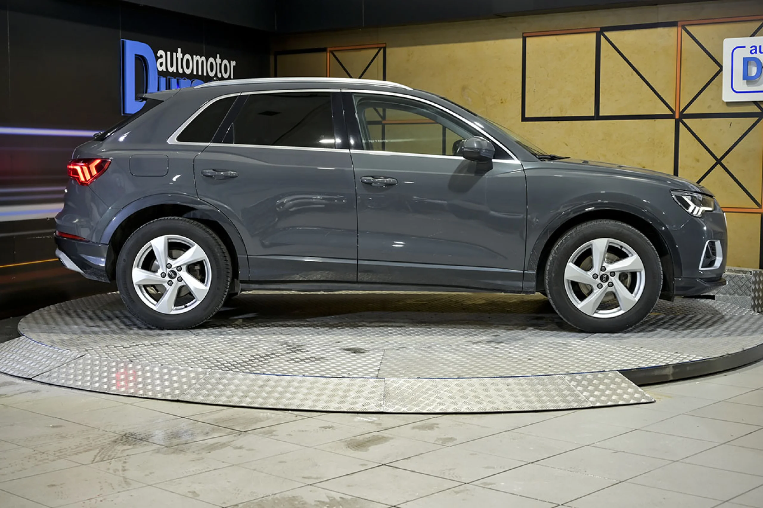 Audi Q3 Advanced 35 TDI 110kW 150CV S tronic - Foto 19