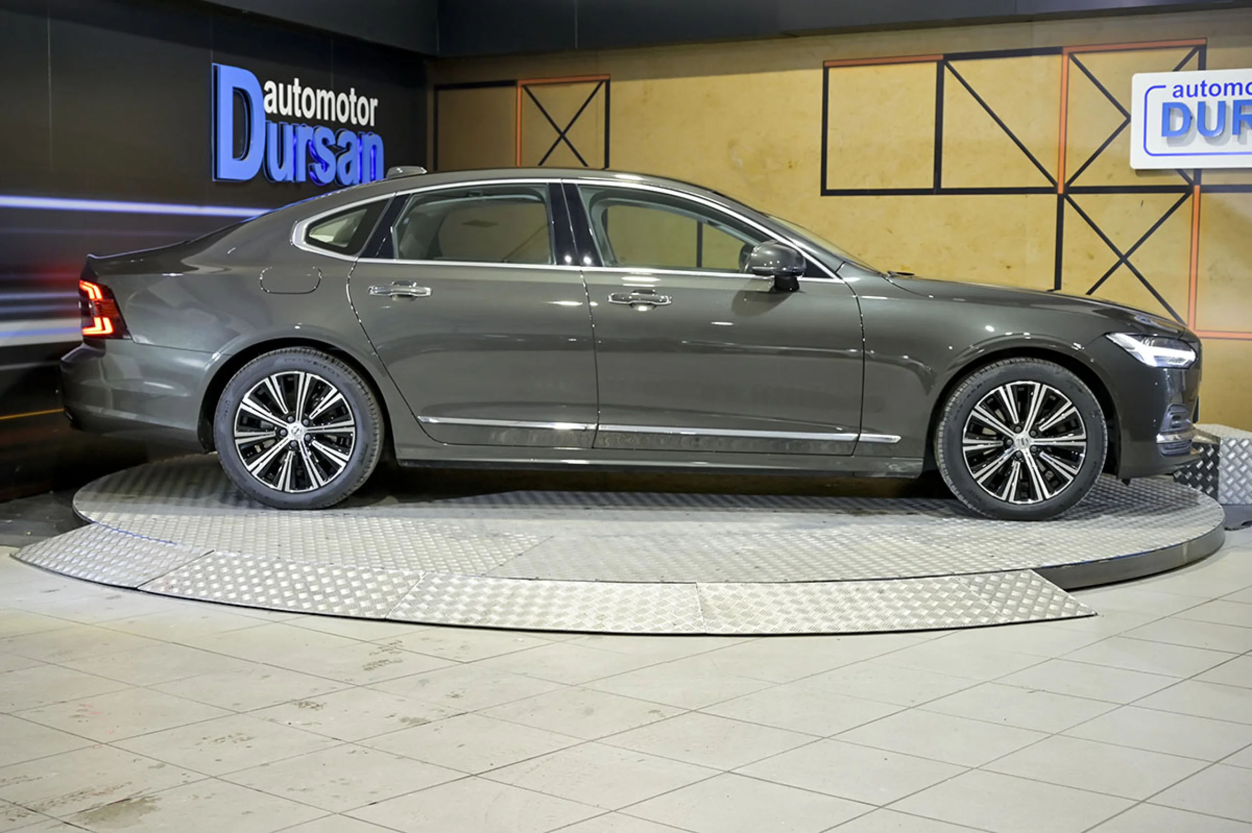 Volvo S90 2.0 B5 D AWD Inscription Auto - Foto 12