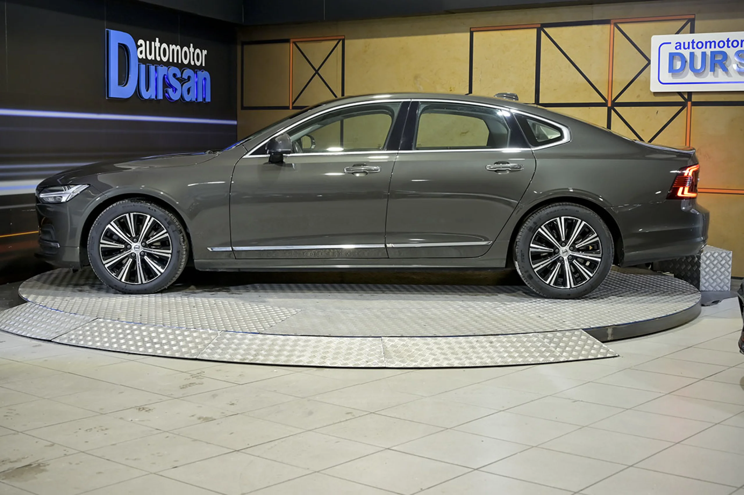 Volvo S90 2.0 B5 D AWD Inscription Auto - Foto 23