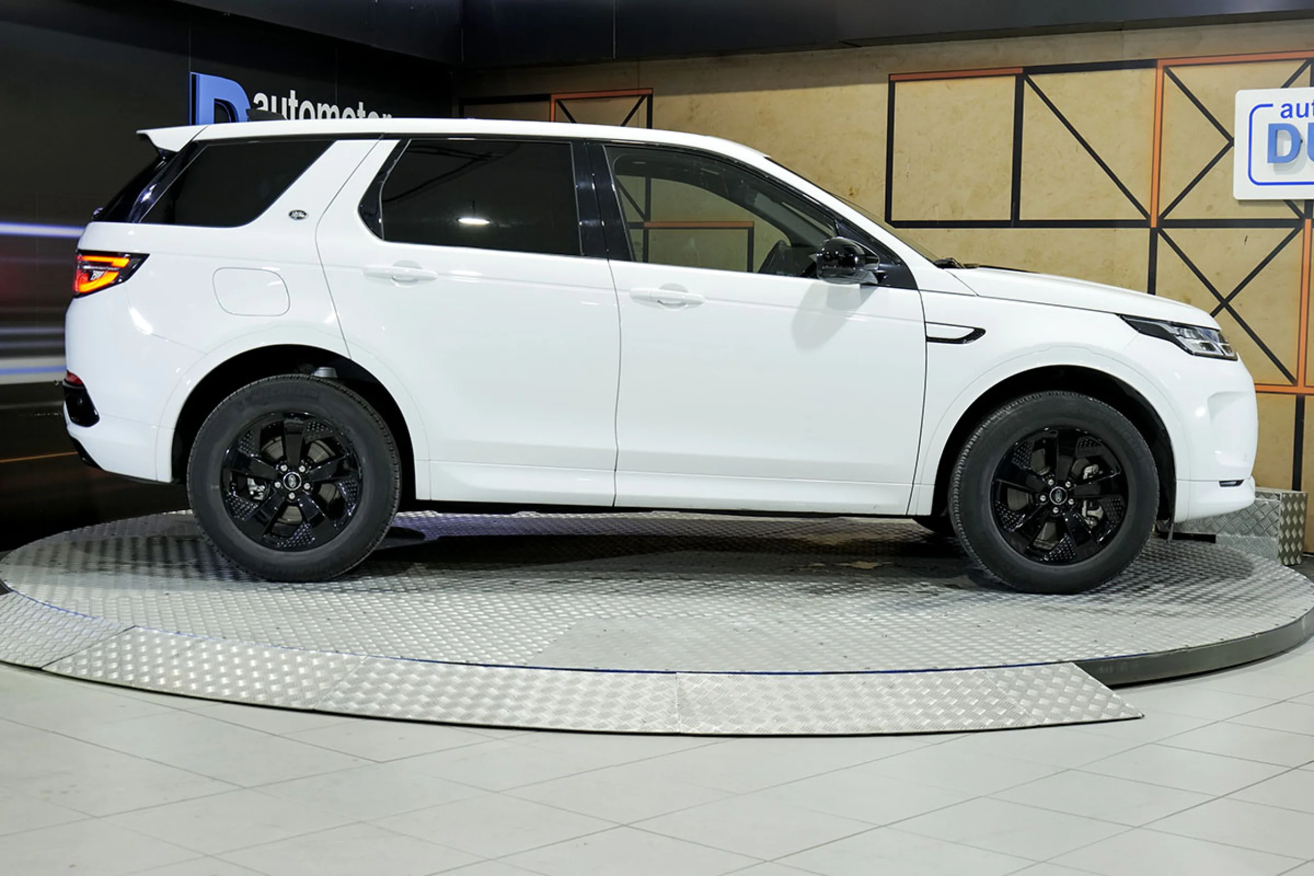 Land Rover Discovery Sport 2.0D TD4 163PS AWD Aut MHEV RDynamic S - Foto 20