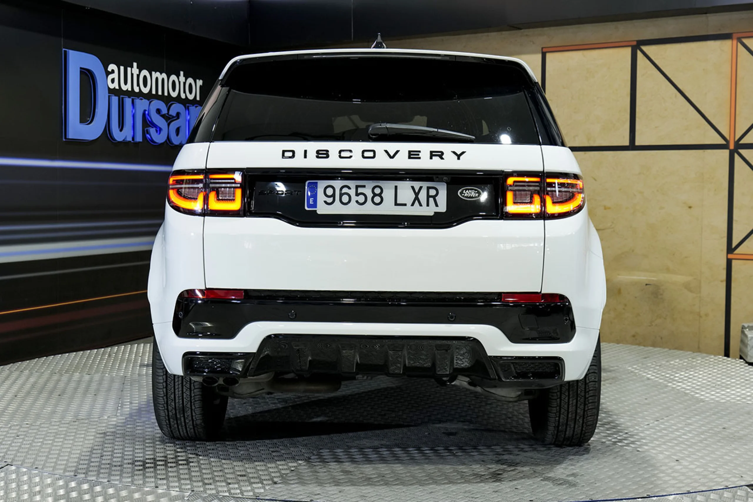 Land Rover Discovery Sport 2.0D TD4 163PS AWD Aut MHEV RDynamic S - Foto 12
