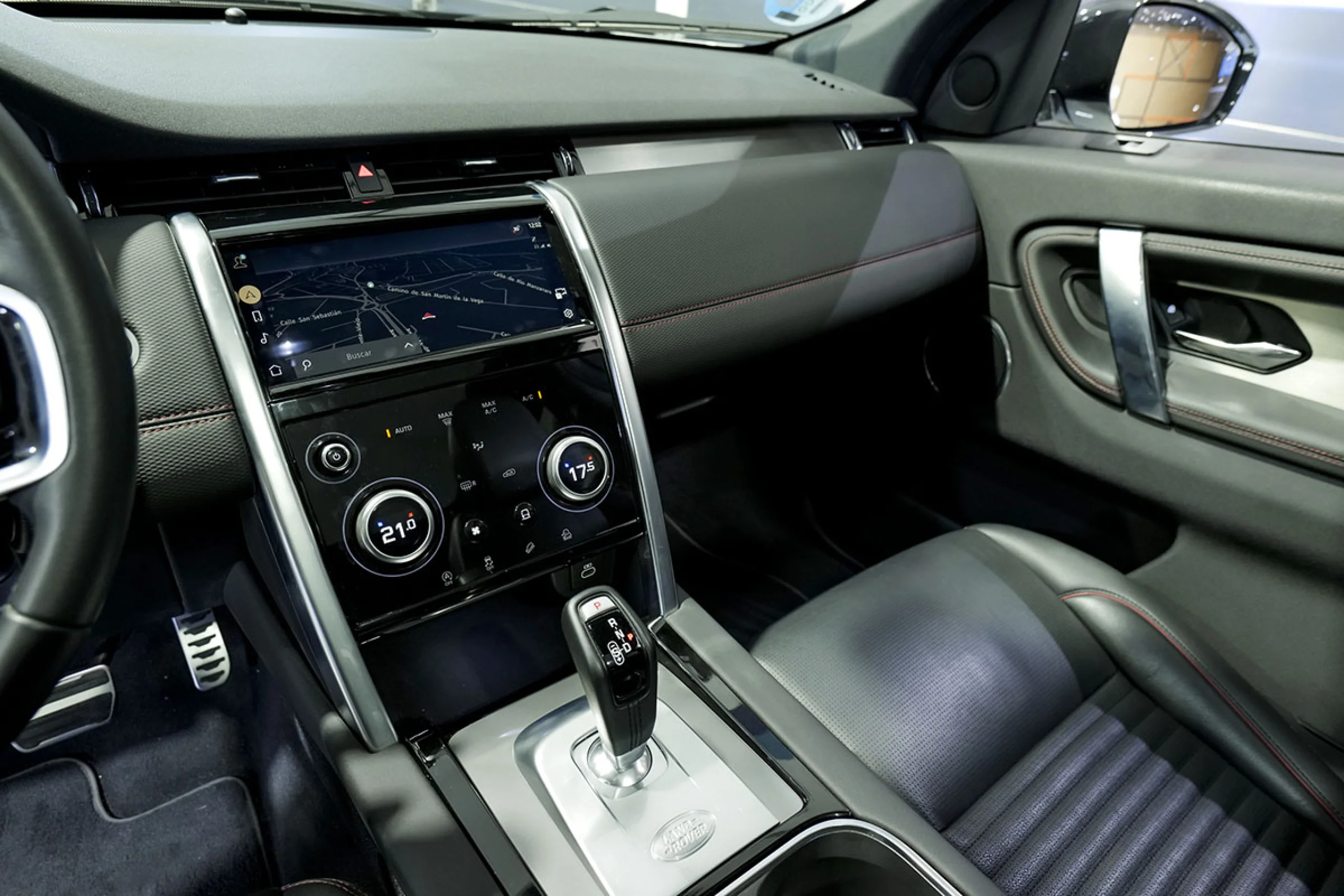 Land Rover Discovery Sport 2.0D TD4 163PS AWD Aut MHEV RDynamic S - Foto 33