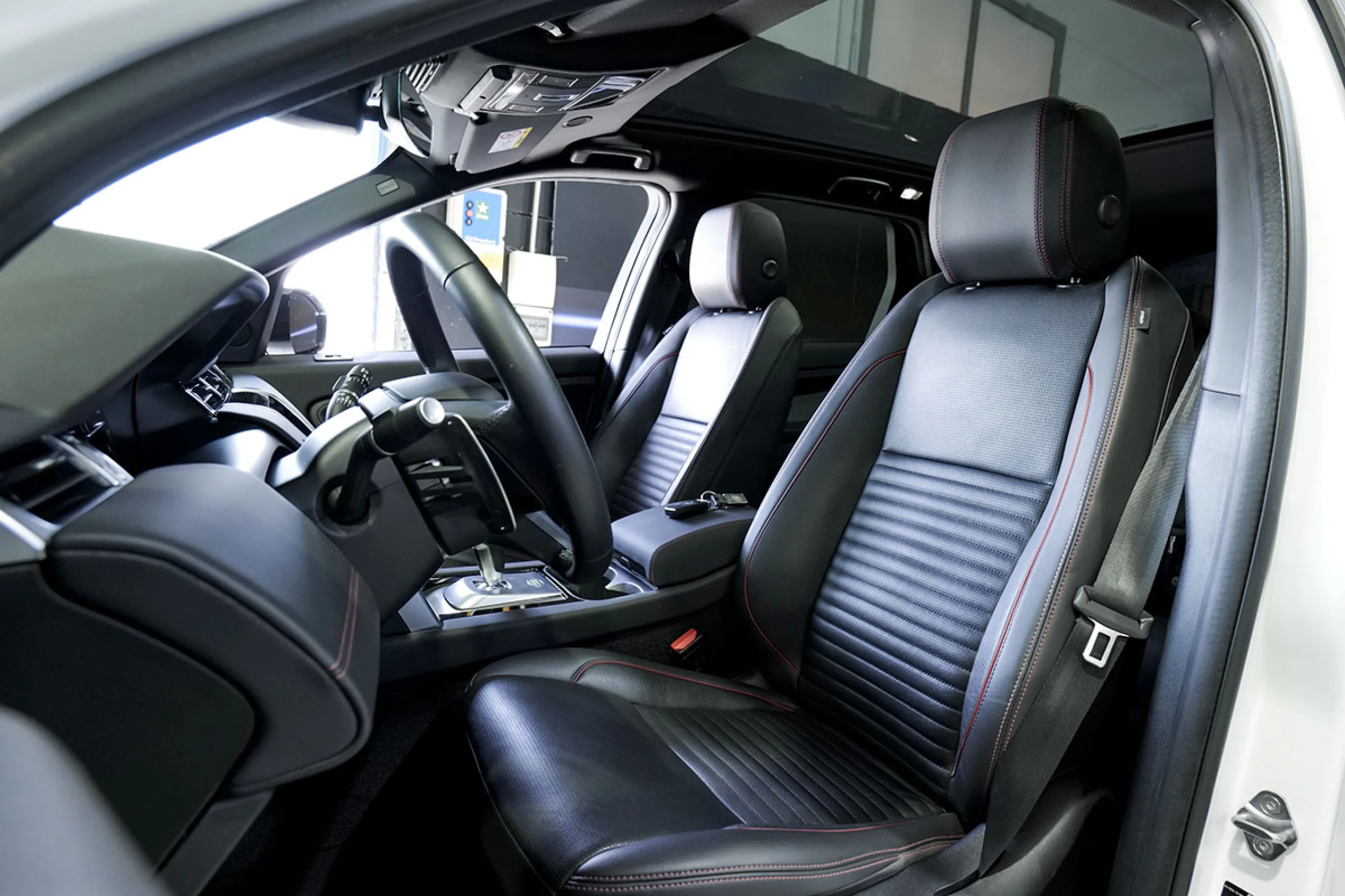 Land Rover Discovery Sport 2.0D TD4 163PS AWD Aut MHEV RDynamic S - Foto 25