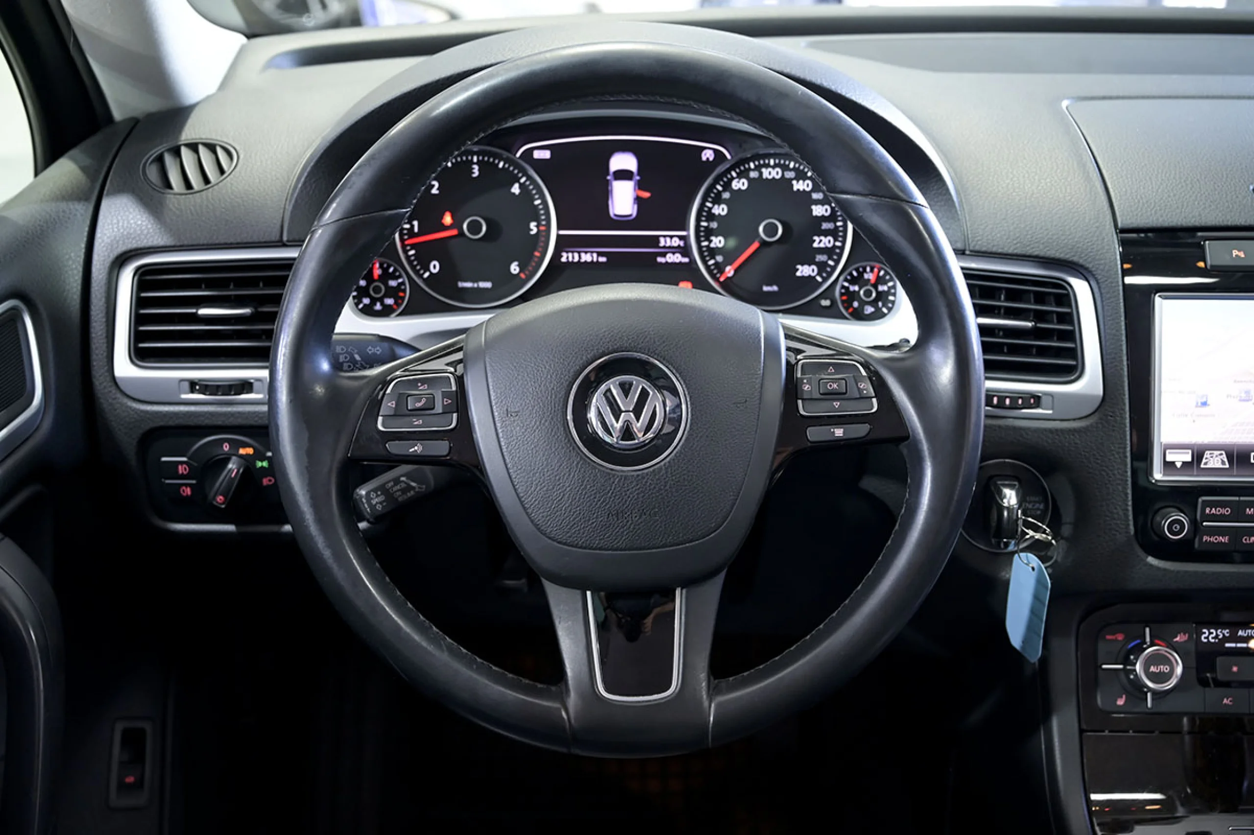 Volkswagen Touareg 3.0 V6 TDI Tiptronic - Foto 23