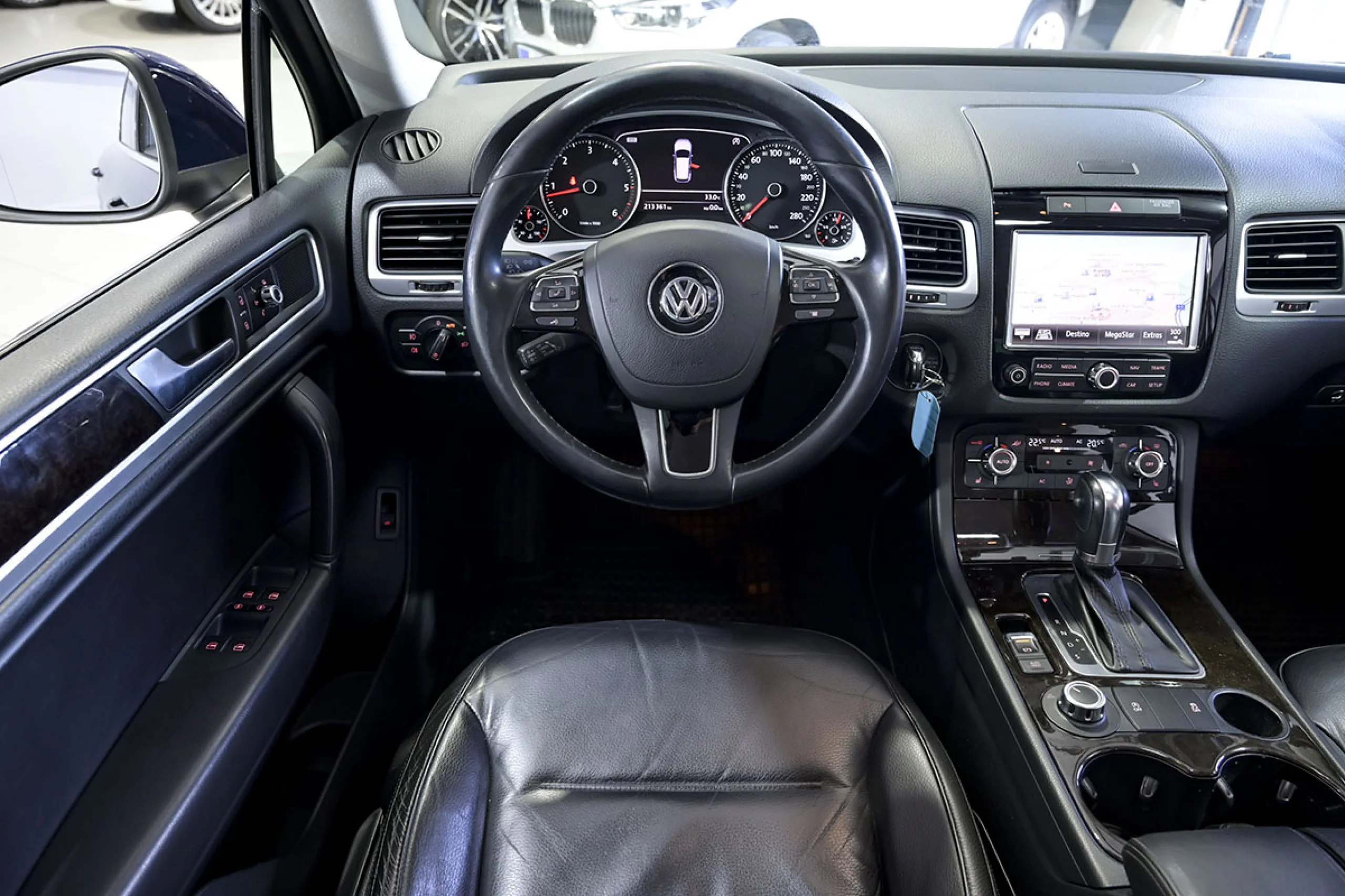Volkswagen Touareg 3.0 V6 TDI Tiptronic - Foto 31
