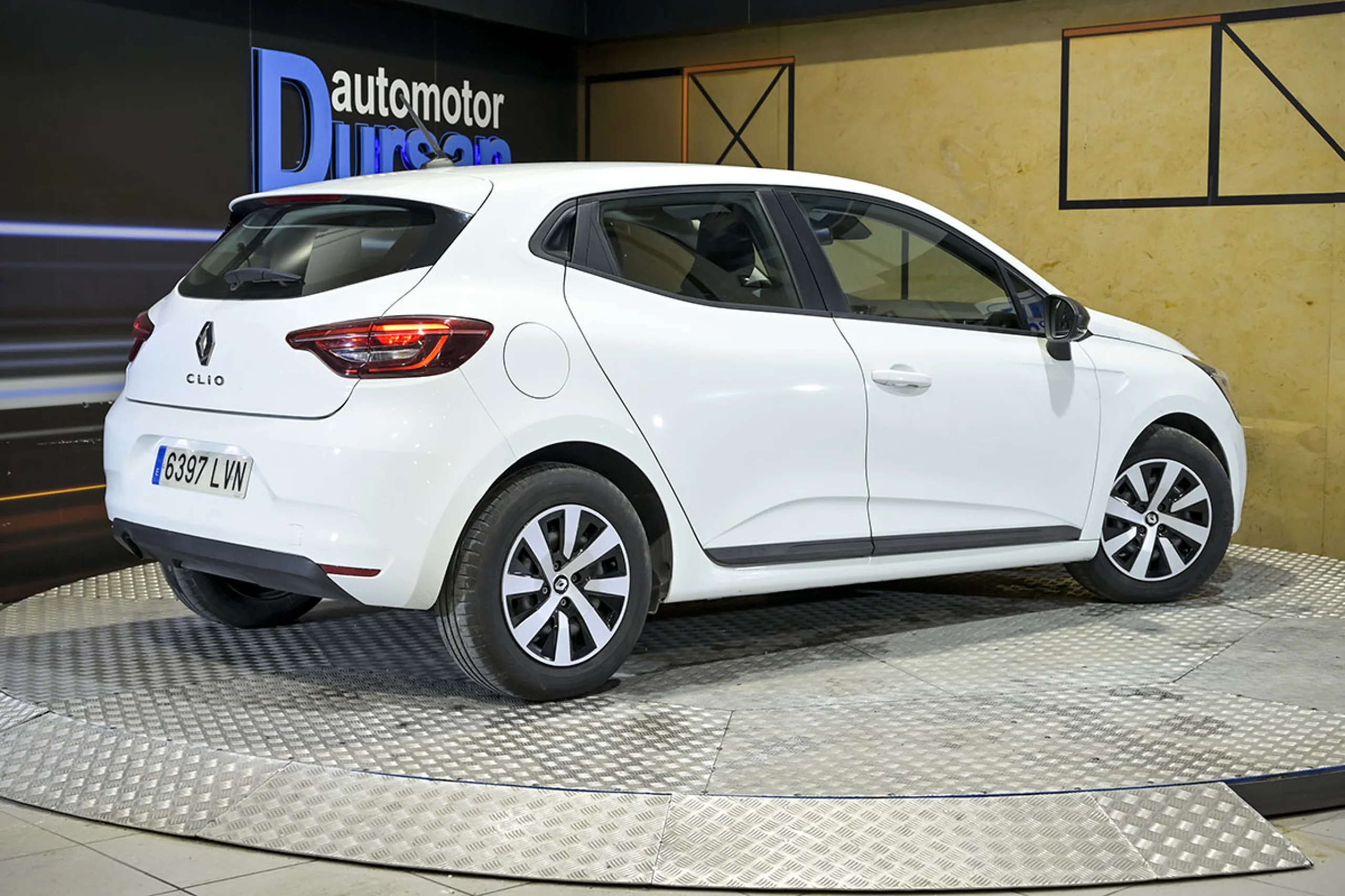 Renault Clio Business Blue dCi 74kW 100CV - Foto 5