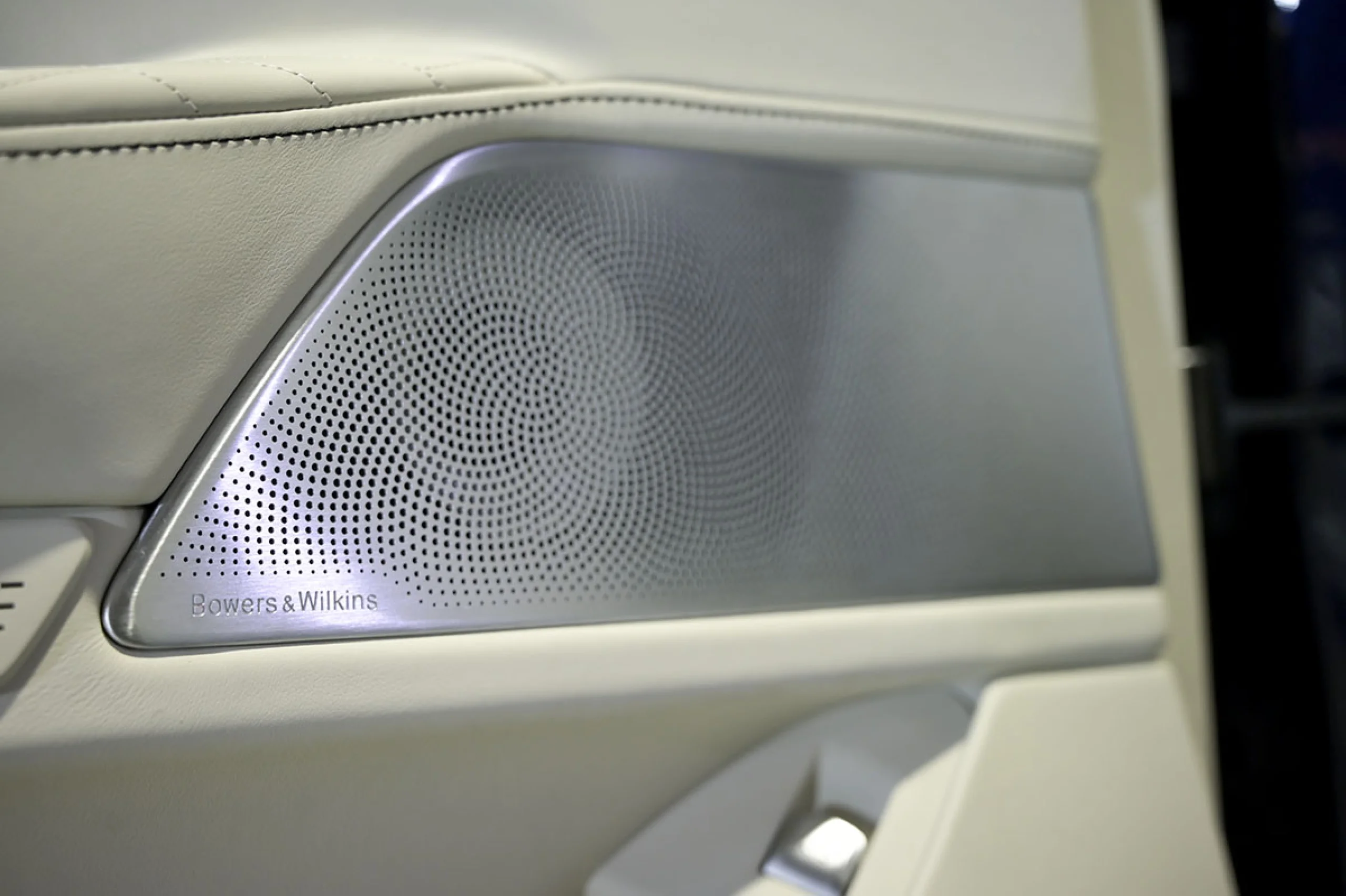 BMW 745 Serie 7 745Le xDrive - Foto 27