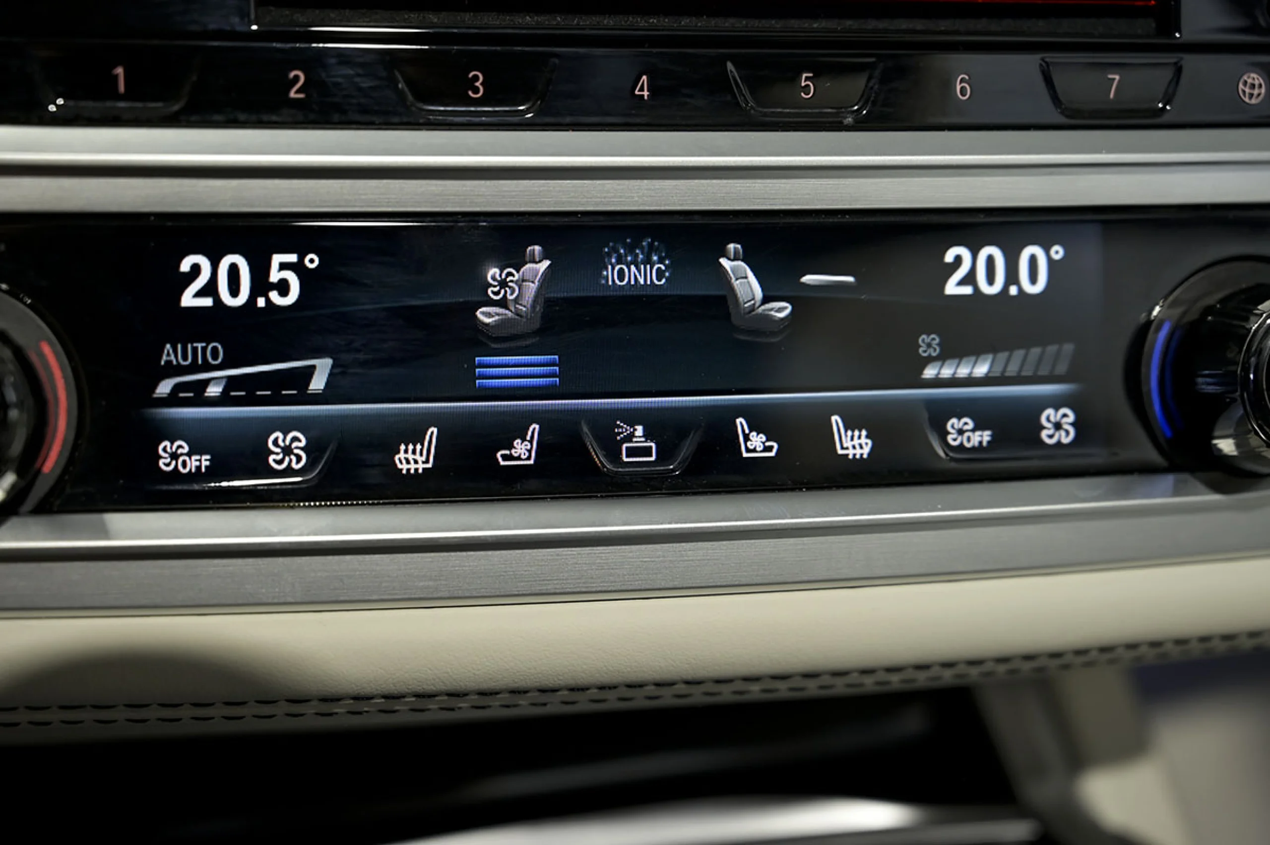 BMW 745 Serie 7 745Le xDrive - Foto 44