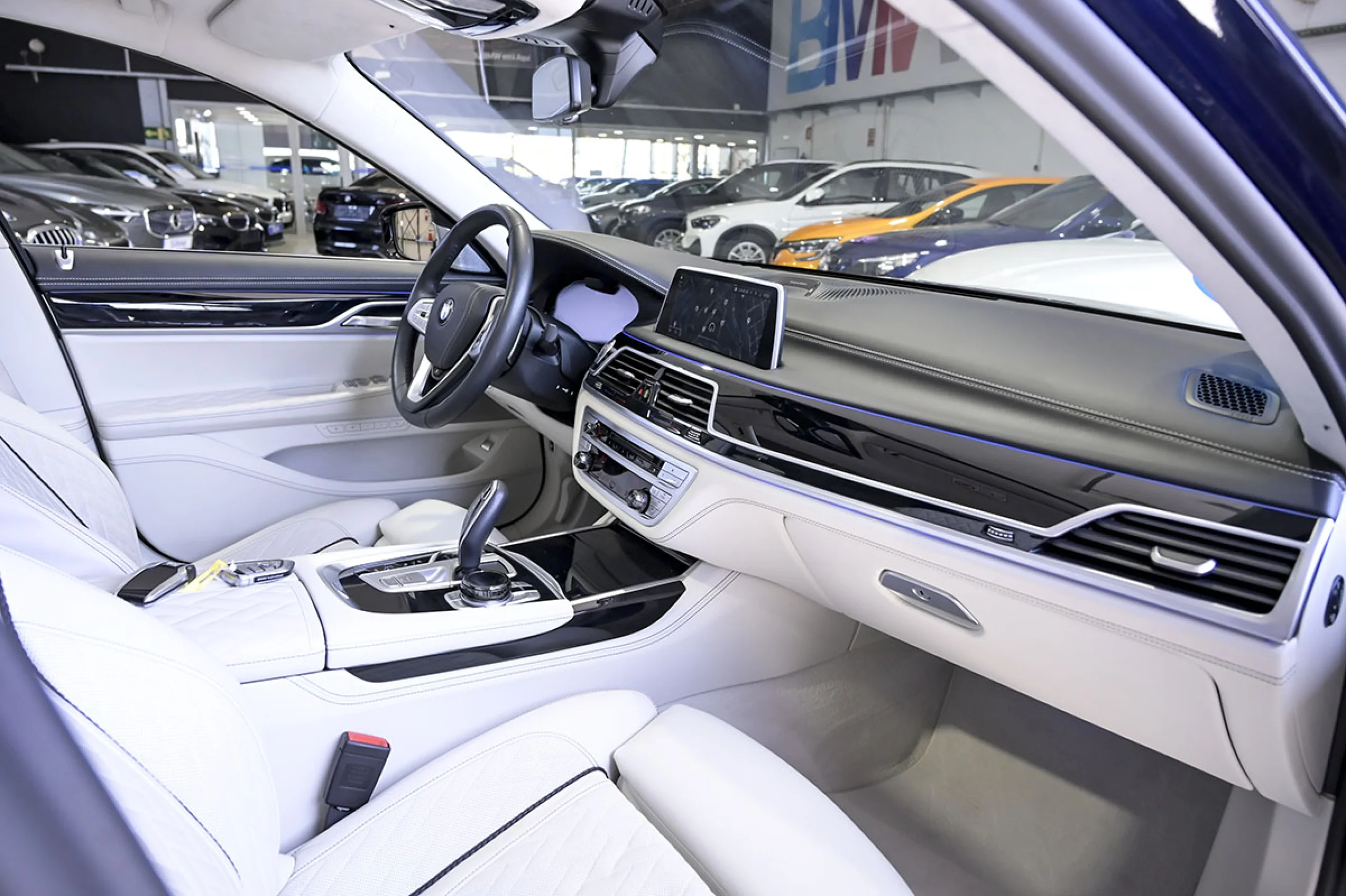 BMW 745 Serie 7 745Le xDrive - Foto 57